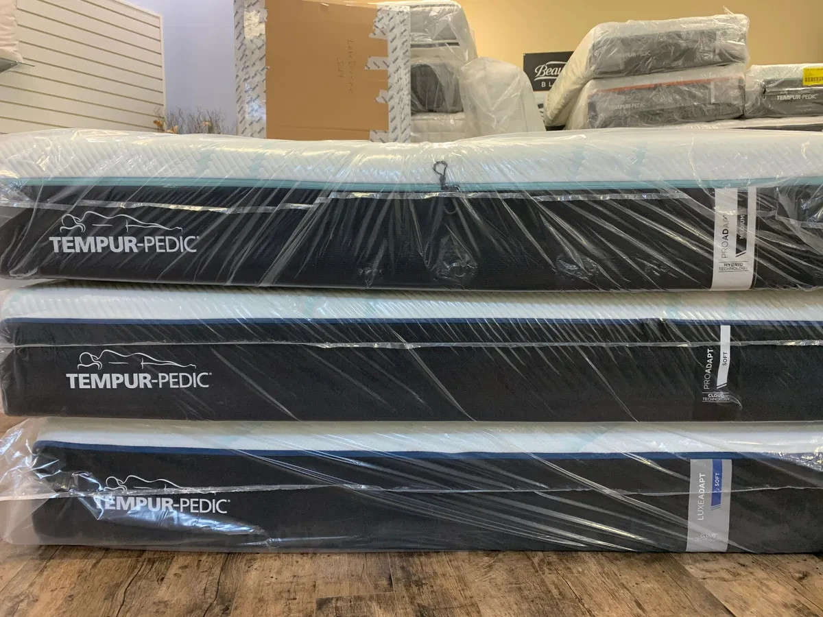 New TempurPedic PRO ADAPT 2.0 MEDIUM CALIFORNIA KING MATTRESS -MSRP $5,599