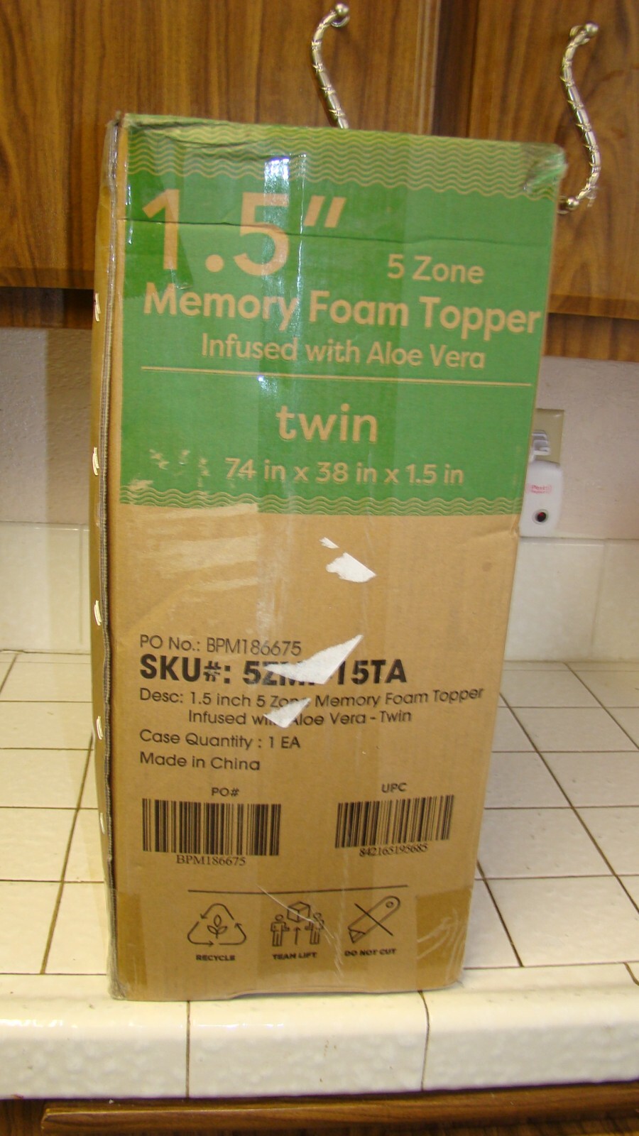 Best Price Mattress 1.5″ 5-Zone Memory Foam Mattress Topper/ Twin Aloe Vera