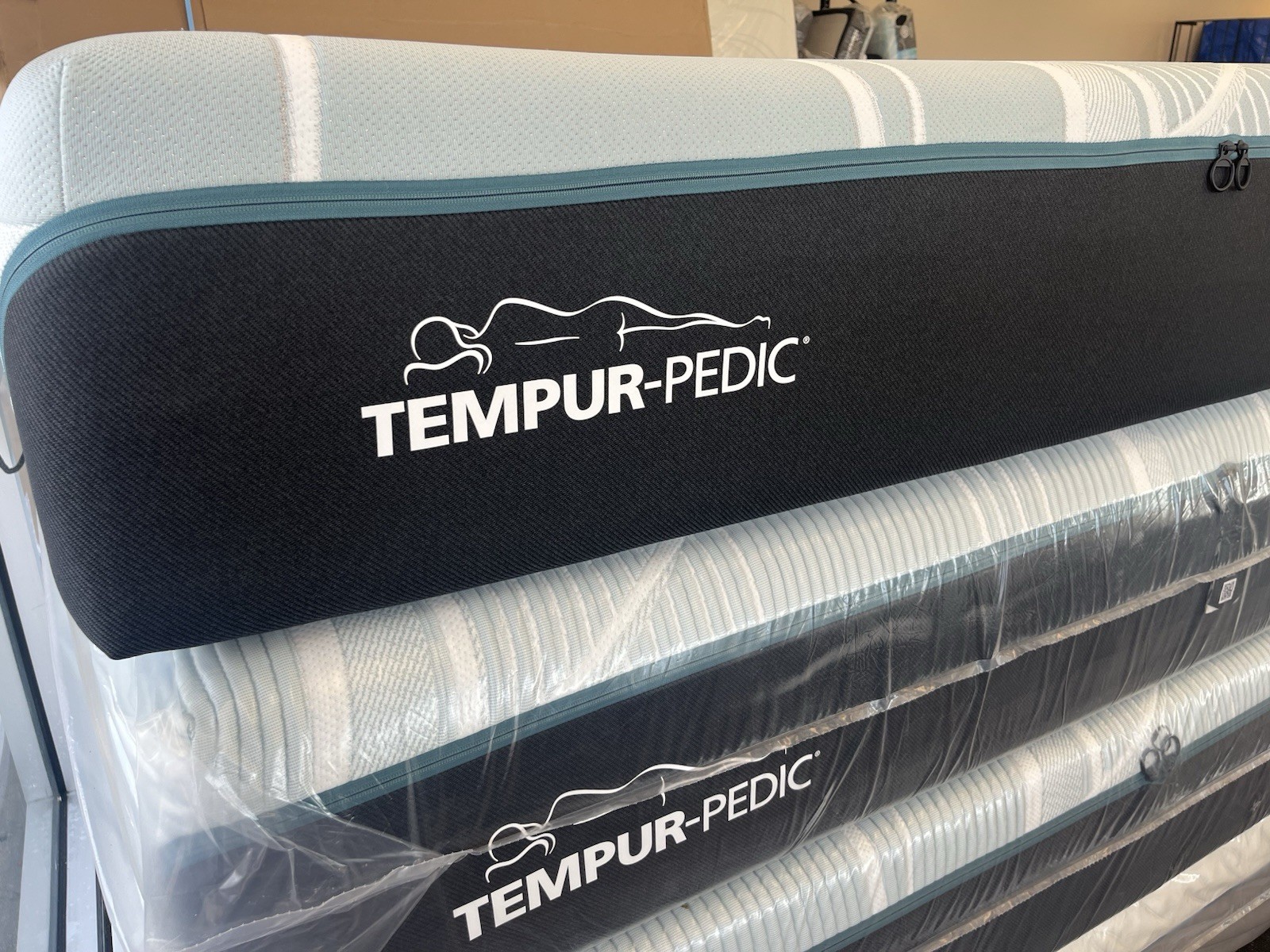 TEMPURPEDIC LUXE ADAPT LuxeAdapt 2.0 Firm King Mattress $4,999 Free Shipping