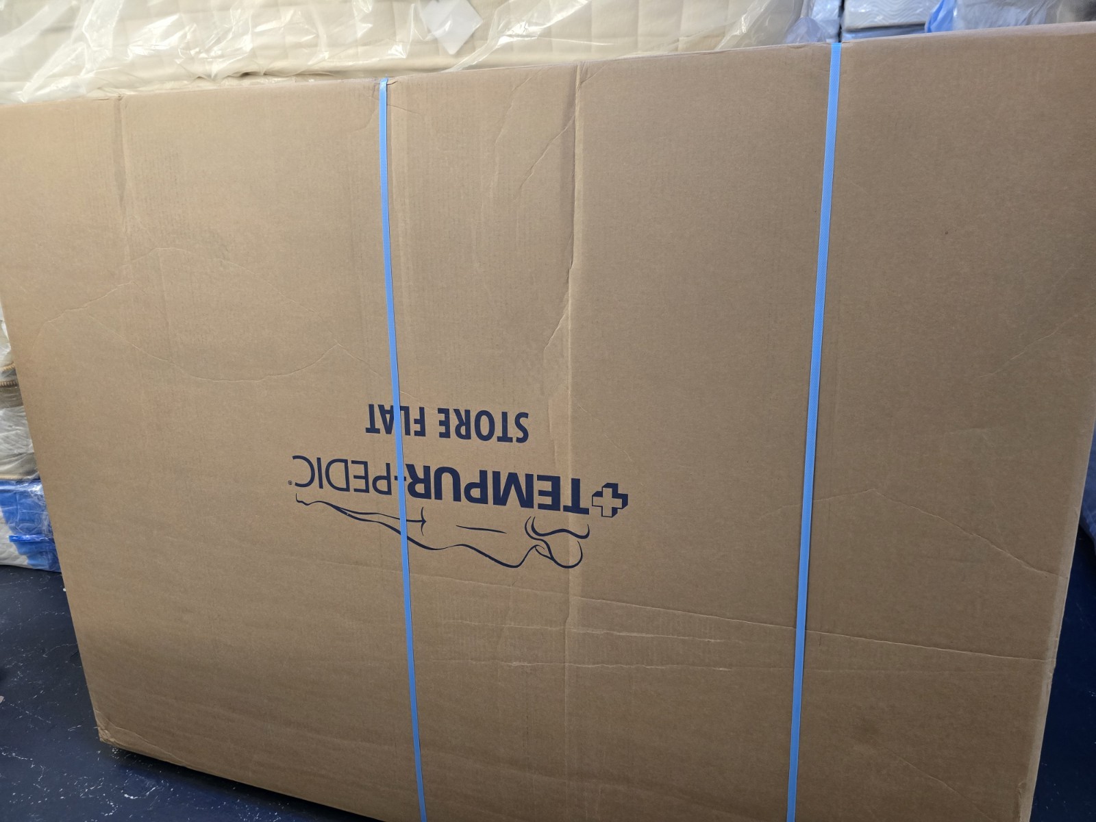 Brand New Tempur-Pedic 2.0 LuxeAdapt Medium Hybrid QUEEN SIZE Sealed Inside Box