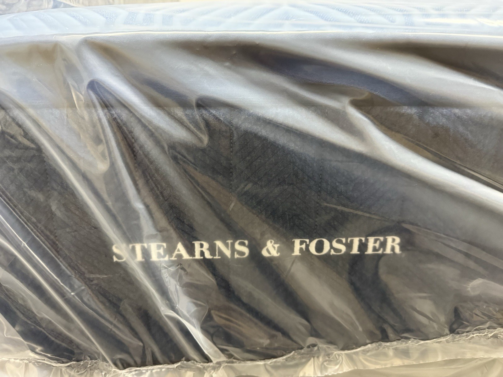 STEARNS AND FOSTER ESTATE Lux Hybrid Firm KING MATTRESS FREE SHIP!