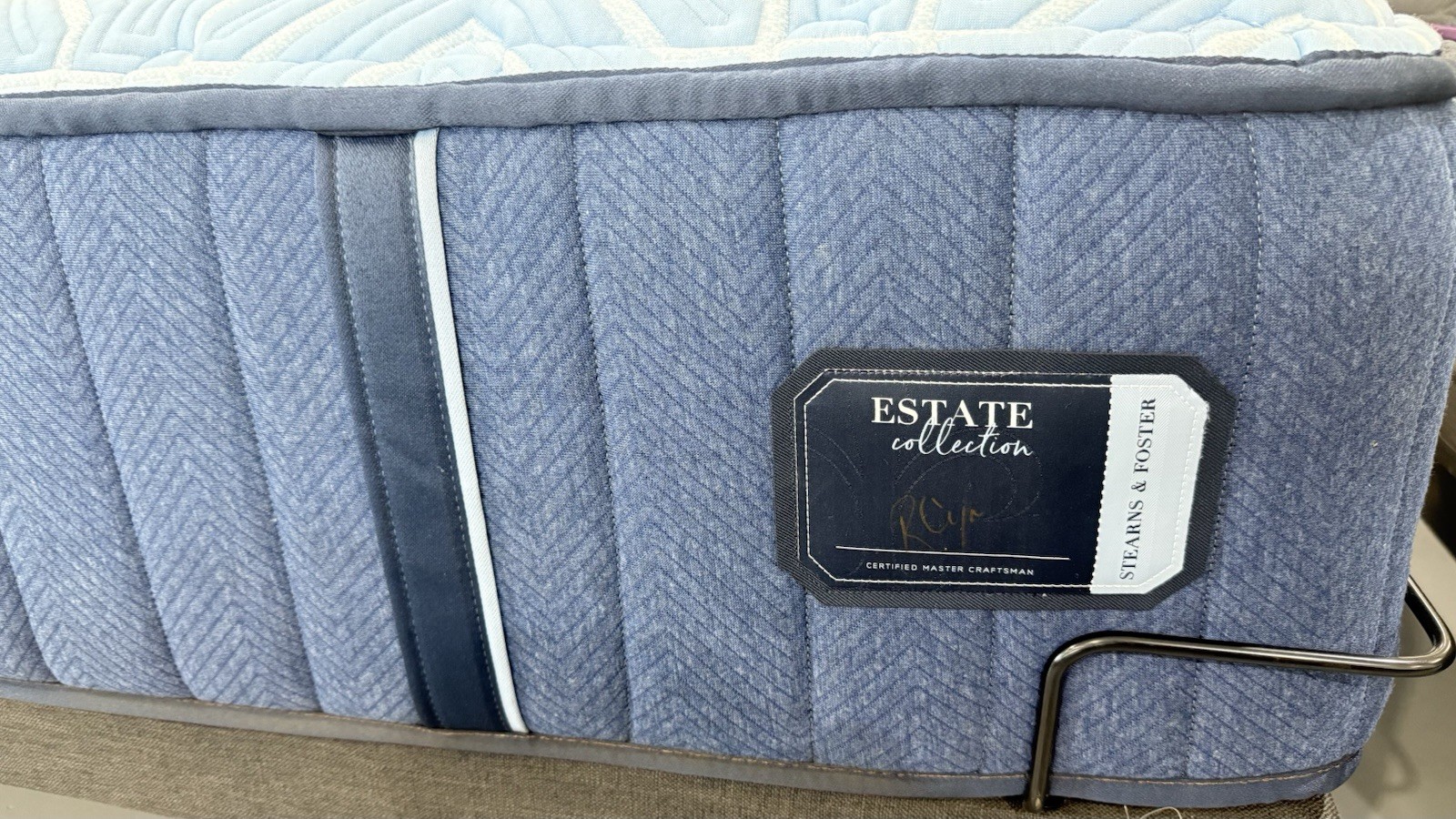 Stearns & Foster Estate Firm QUEEN Mattress w/Rize Clarity II Adjustable Base