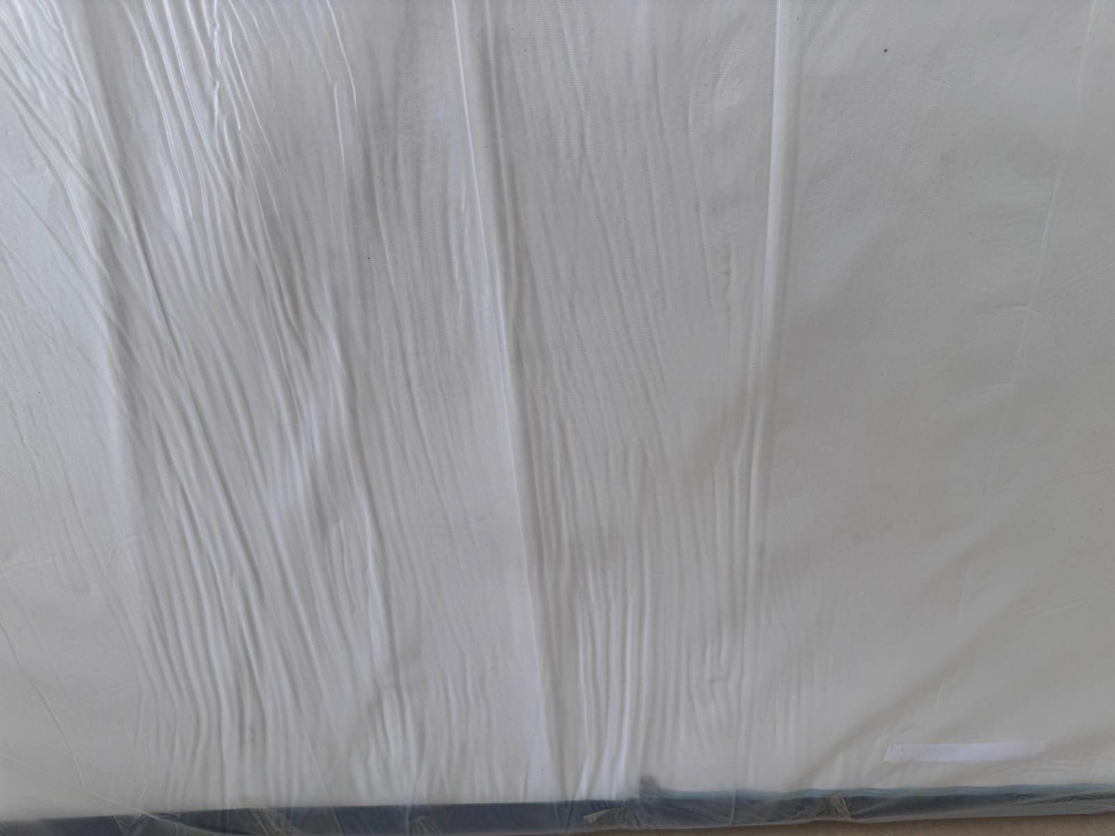 Tempur-pedic mattress Pro breeze Hybrid Pure Cool Twin XL 84” ex-display.