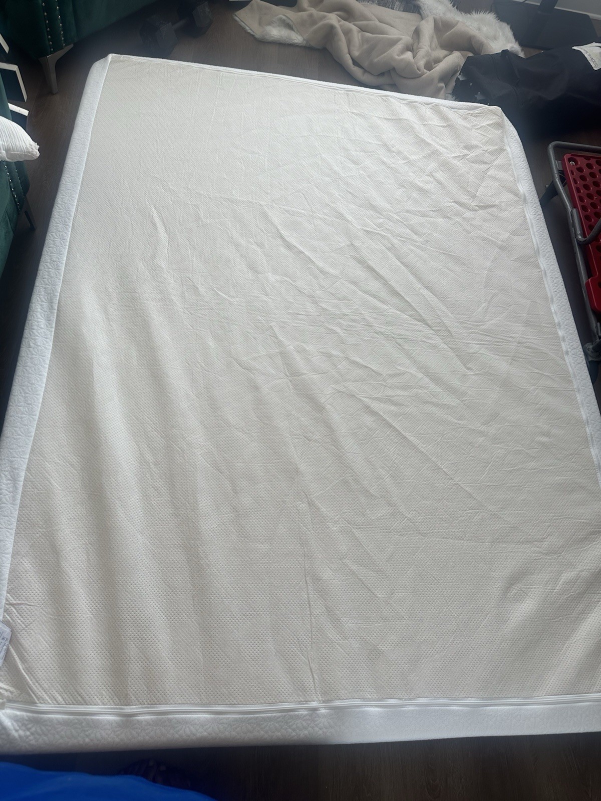 White Fabric Rectangle Mattress Geometric Pattern for Adults Bedroom