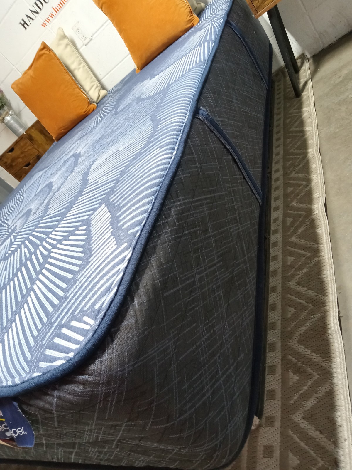 Serta | Perfect Sleeper Hybrid | 13″ Queen Mattress