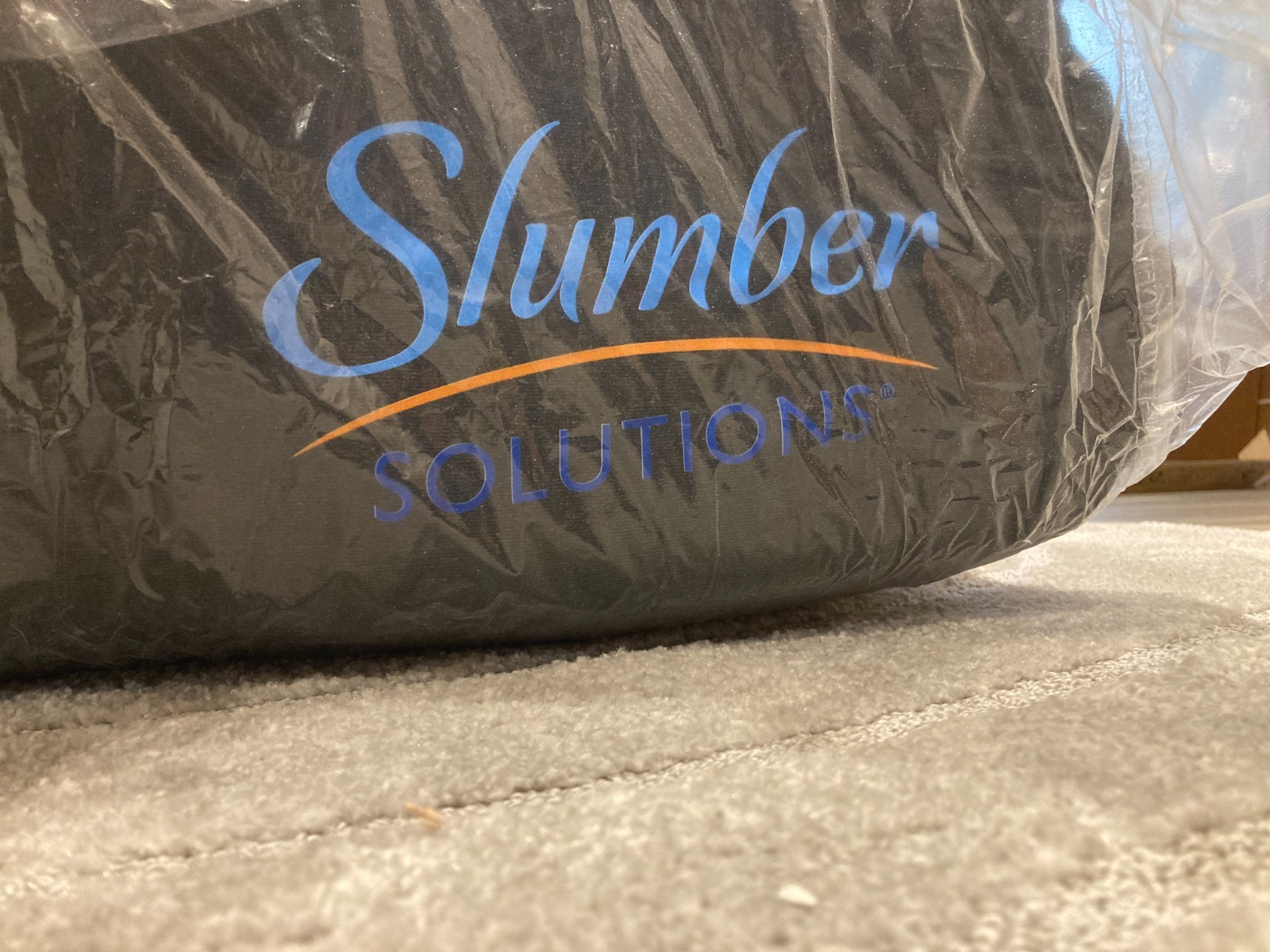 Brand New Slumber Solutions 14” Memory Foam King Mattress