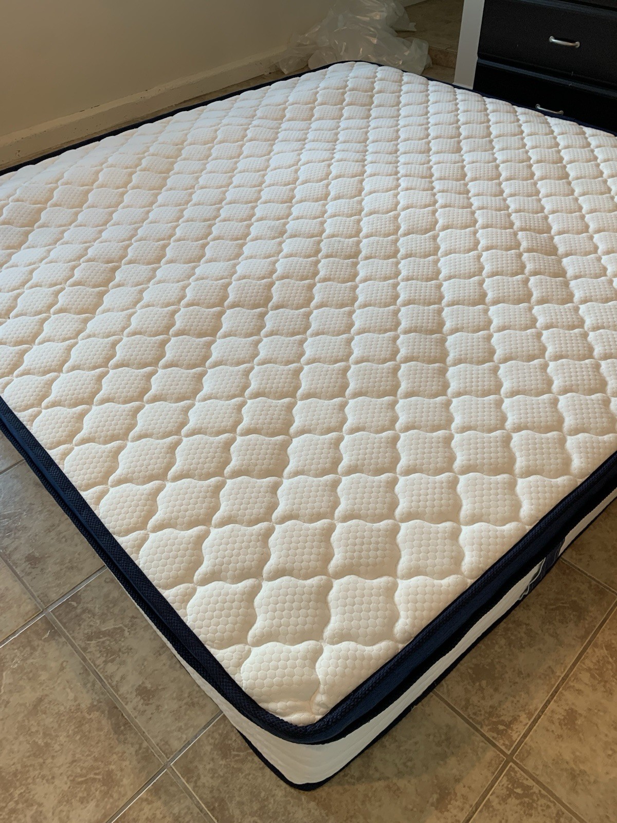 King Innerspring Mattress Medium Firm Breathable Geometric White Navy Fabric