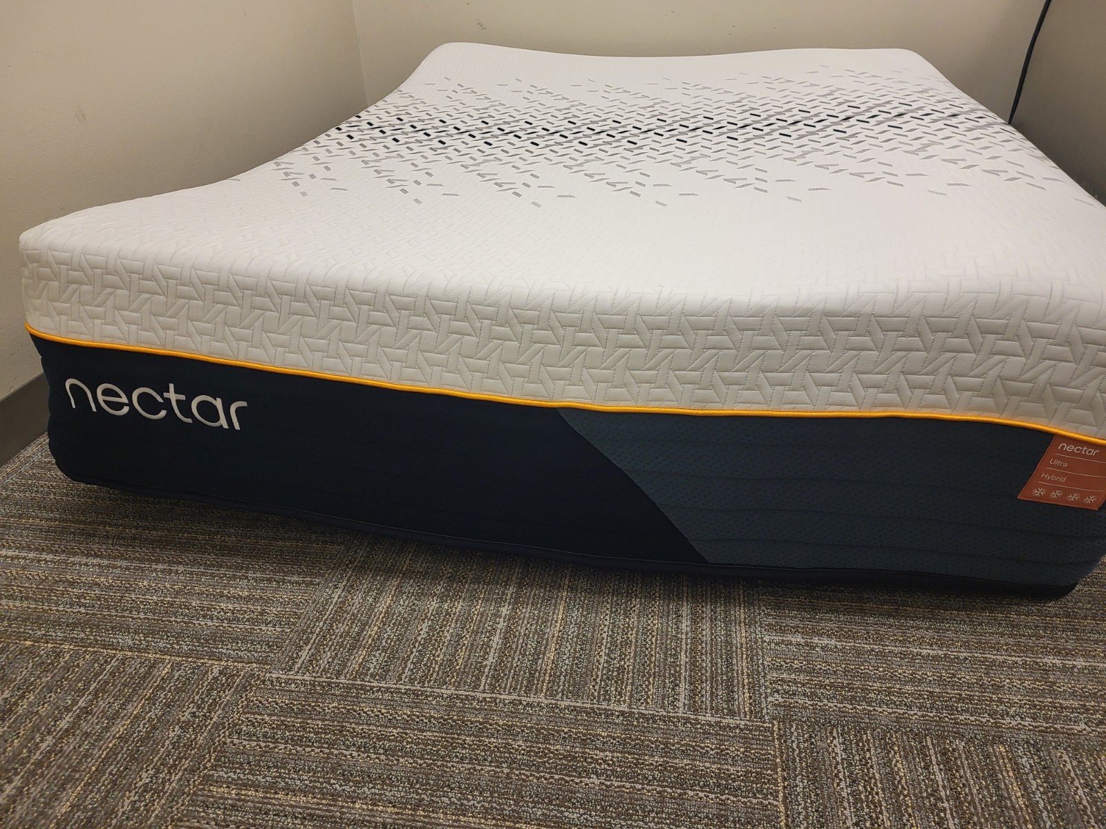 Nectar Ultra HYBRID Luxury Queen – 15″ Pick Only Chicagoland