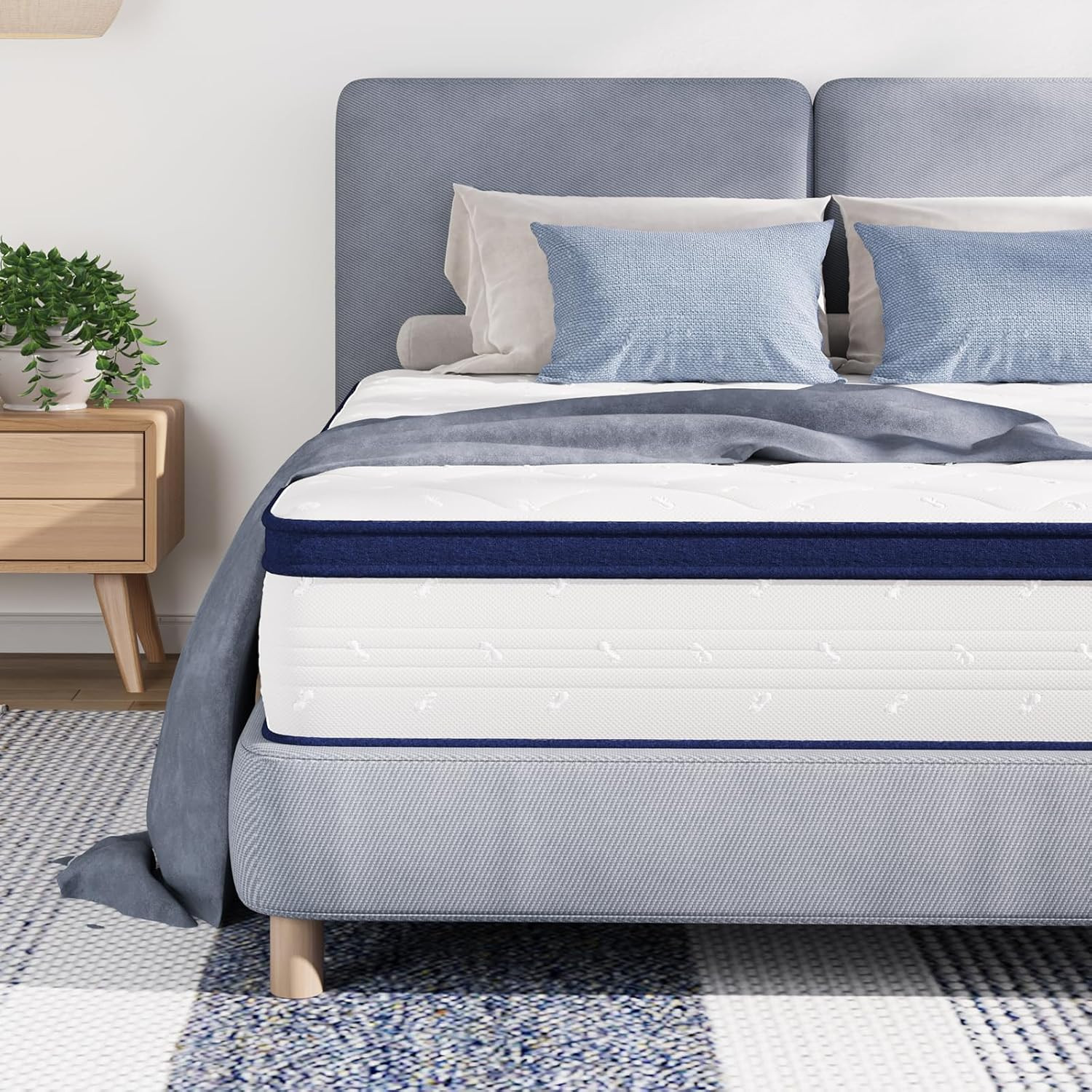 12″ Hybrid Full Mattress in a Box – Comfort Foam & Pocket Coils for Relief