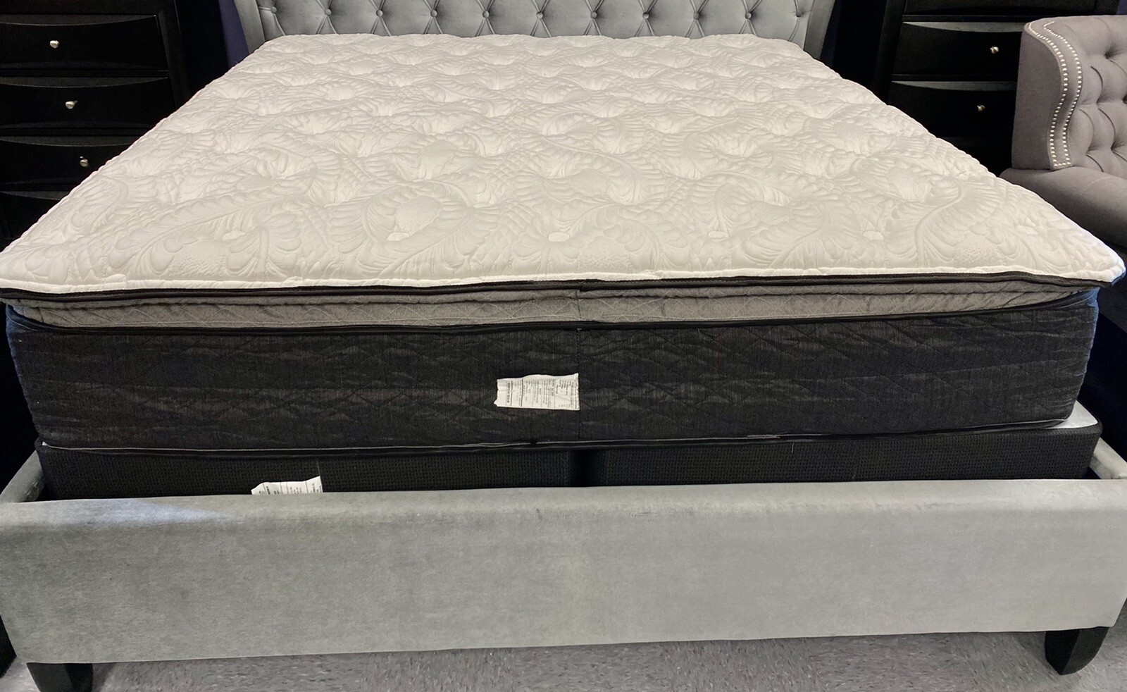 KING Pillow top mattress “Free Delivery” Cool Gel 800 Wrapped Quantum Coils 14”