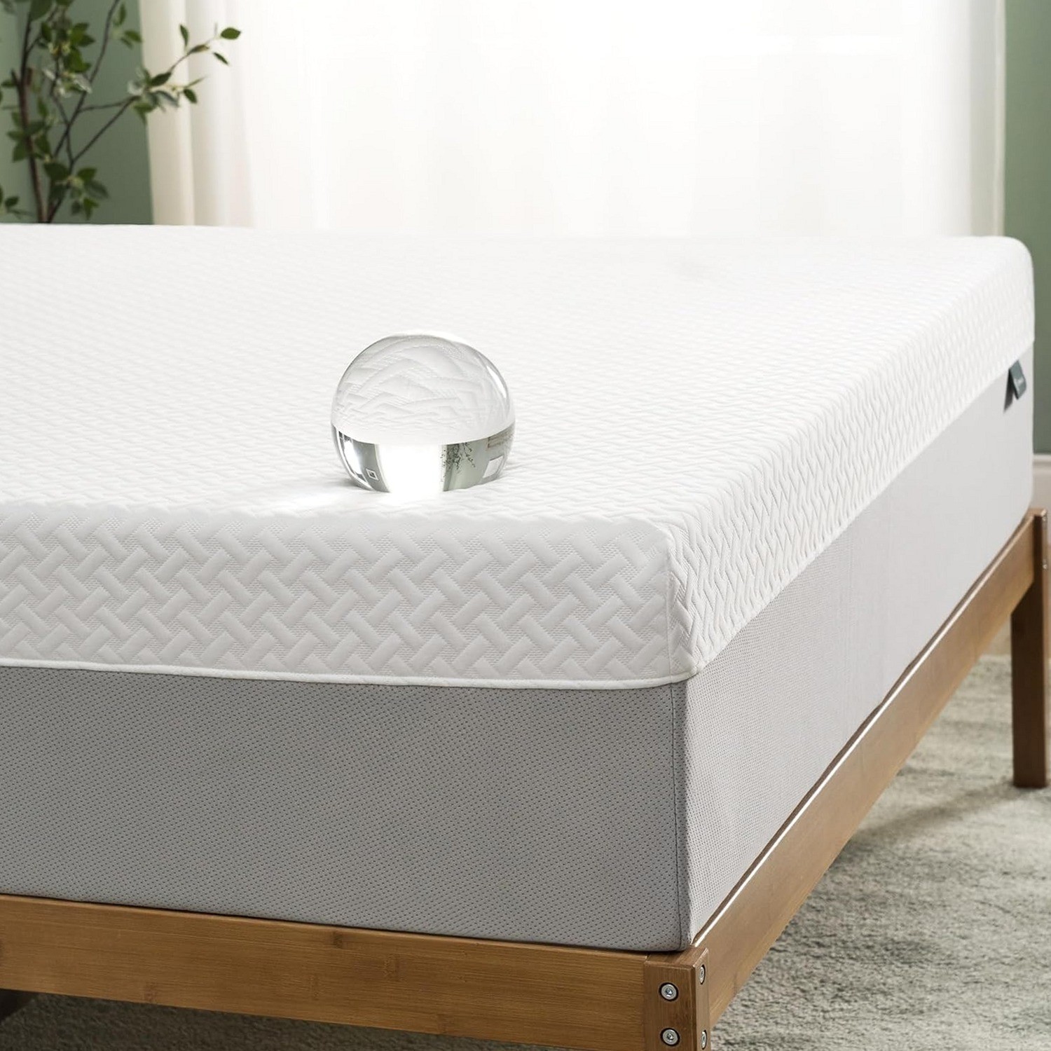 Zinus 12 Inch Green Tea Memory Foam Mattress Queen Fiberglass Free Medium NEW
