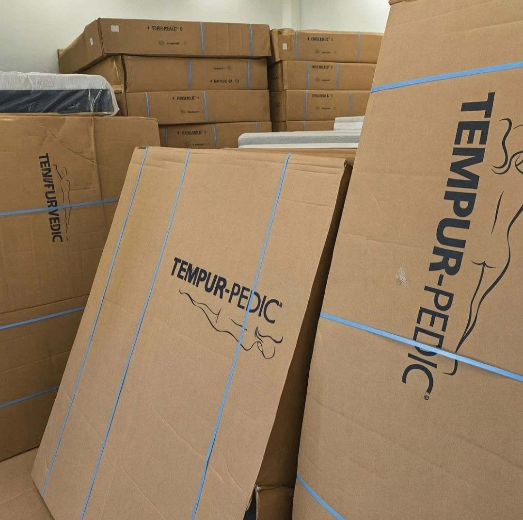 Tempurpedic ProBreeze Medium Hybrid King Mattress Only! Brand New!