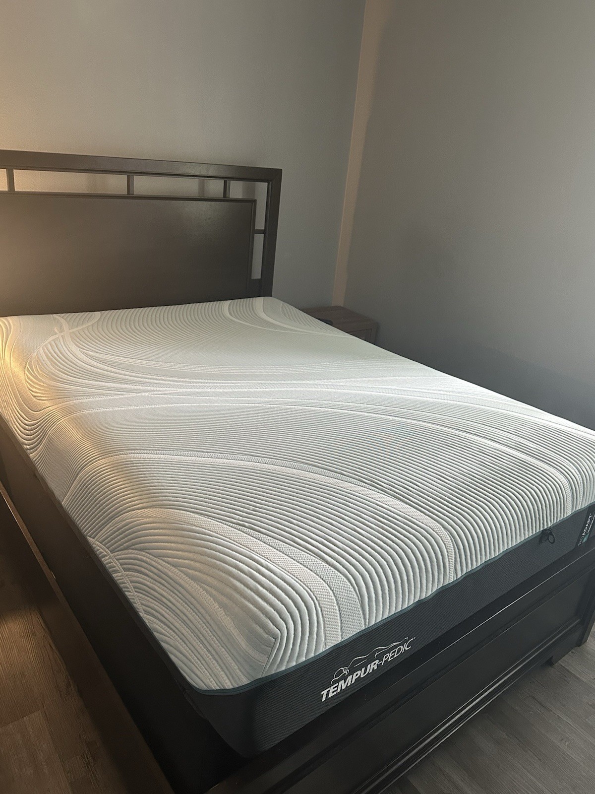 Tempur-Pedic Pro Adapt Medium Queen Mattress