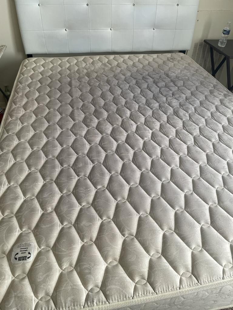 10 inches Memory Foam Queen Mattress