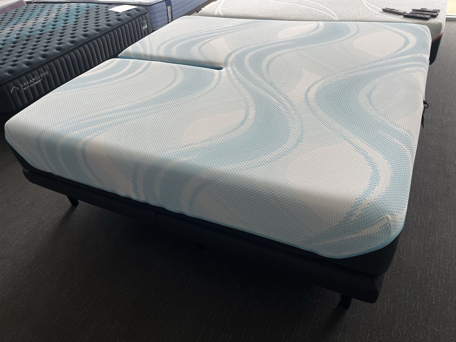 TempurPedic LuxeBreeze 2.0 Medium Hybrid Split Head King Mattress+ ProSmart Base