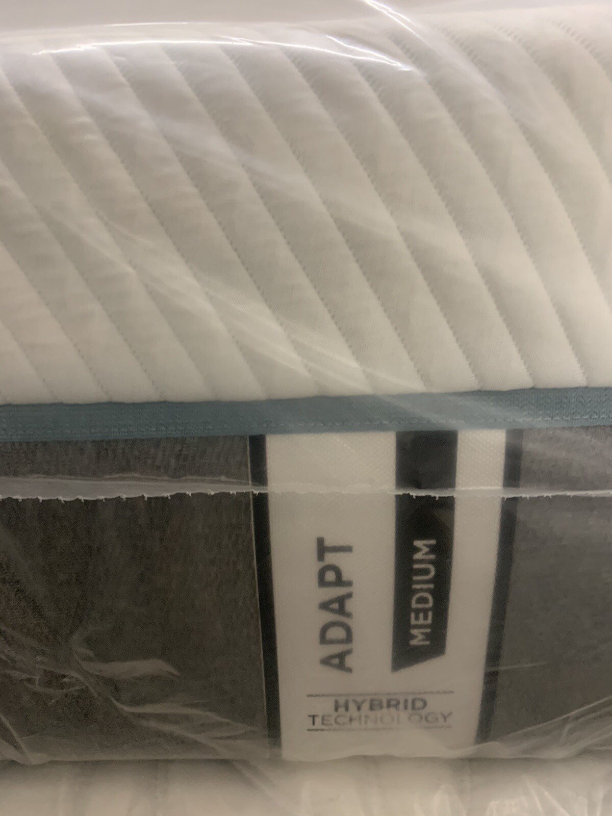 TempurPedic ADAPT HYBRID MEDIUM QUEEN 11″ MATTRESS NEW FREE SHIPPING CLEARANCE