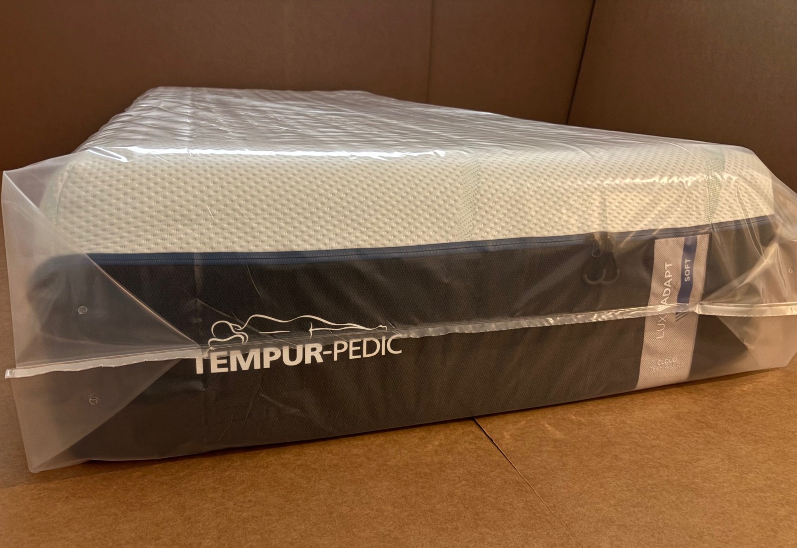 Tempurpedic LuxeAdapt Soft Twin XL Mattress Luxe Adapt MSRP $4199