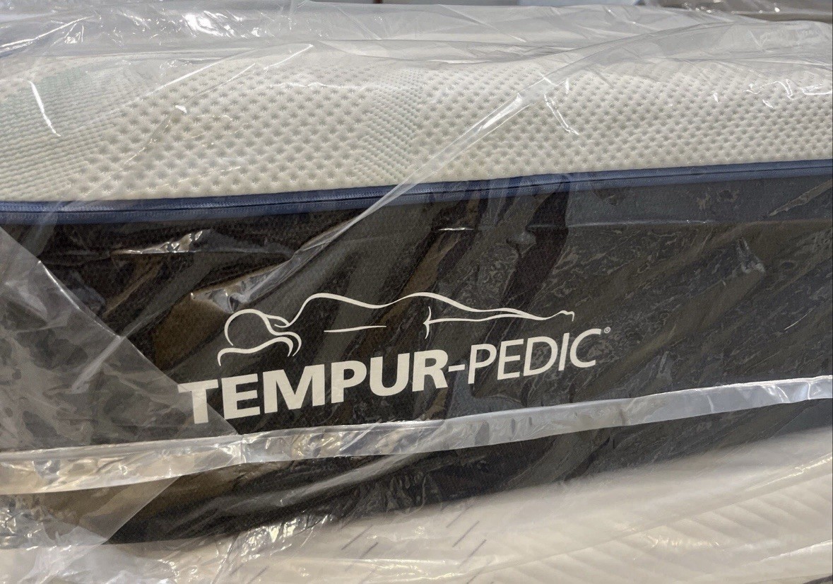 Tempurpedic LuxeAdapt Luxe Adapt Soft KING Mattress $4999 (Free Shipping)