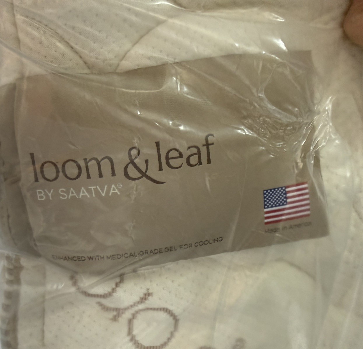 LOOM & LEAF SAATVA KING MEMORY FOAM MATTRESS RELAX FIRM NEW CLEARANCE FAST SHIP