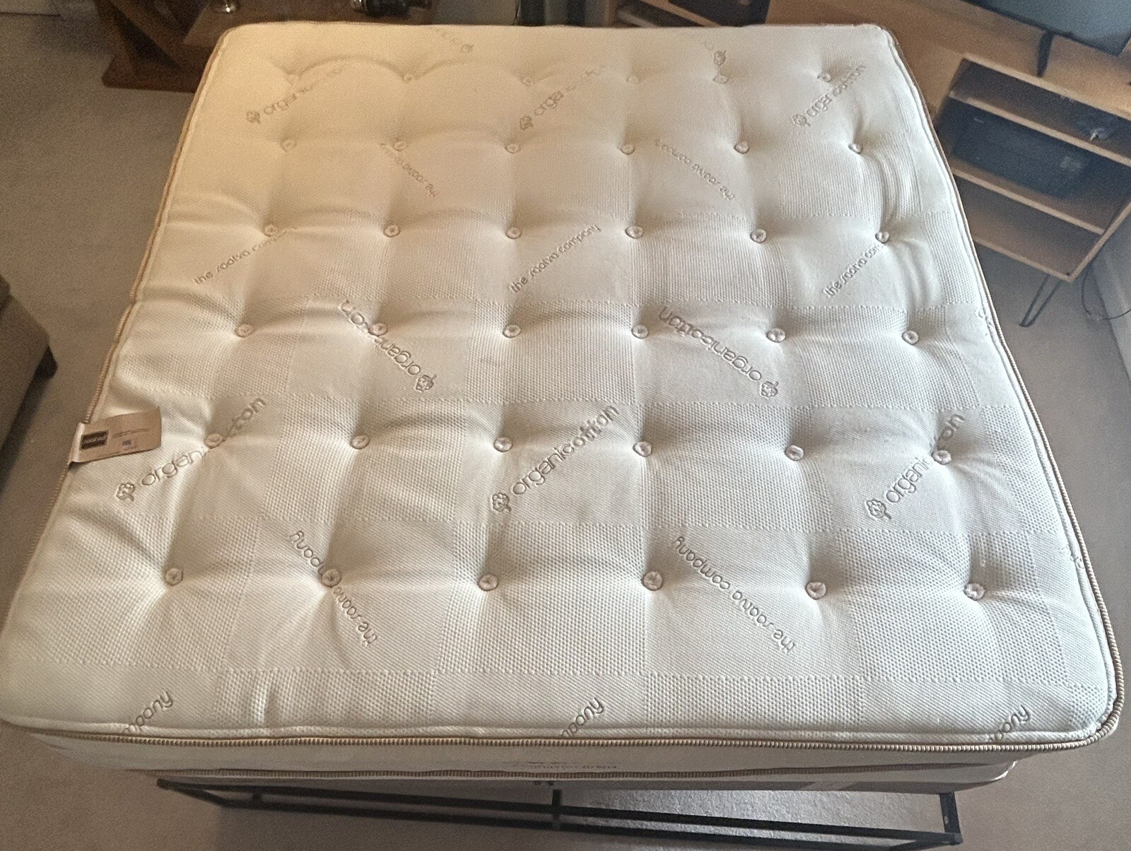 Saatva Zenhaven Hybrid Matress Lightly Used Latex Two-Layer MSRP $2100