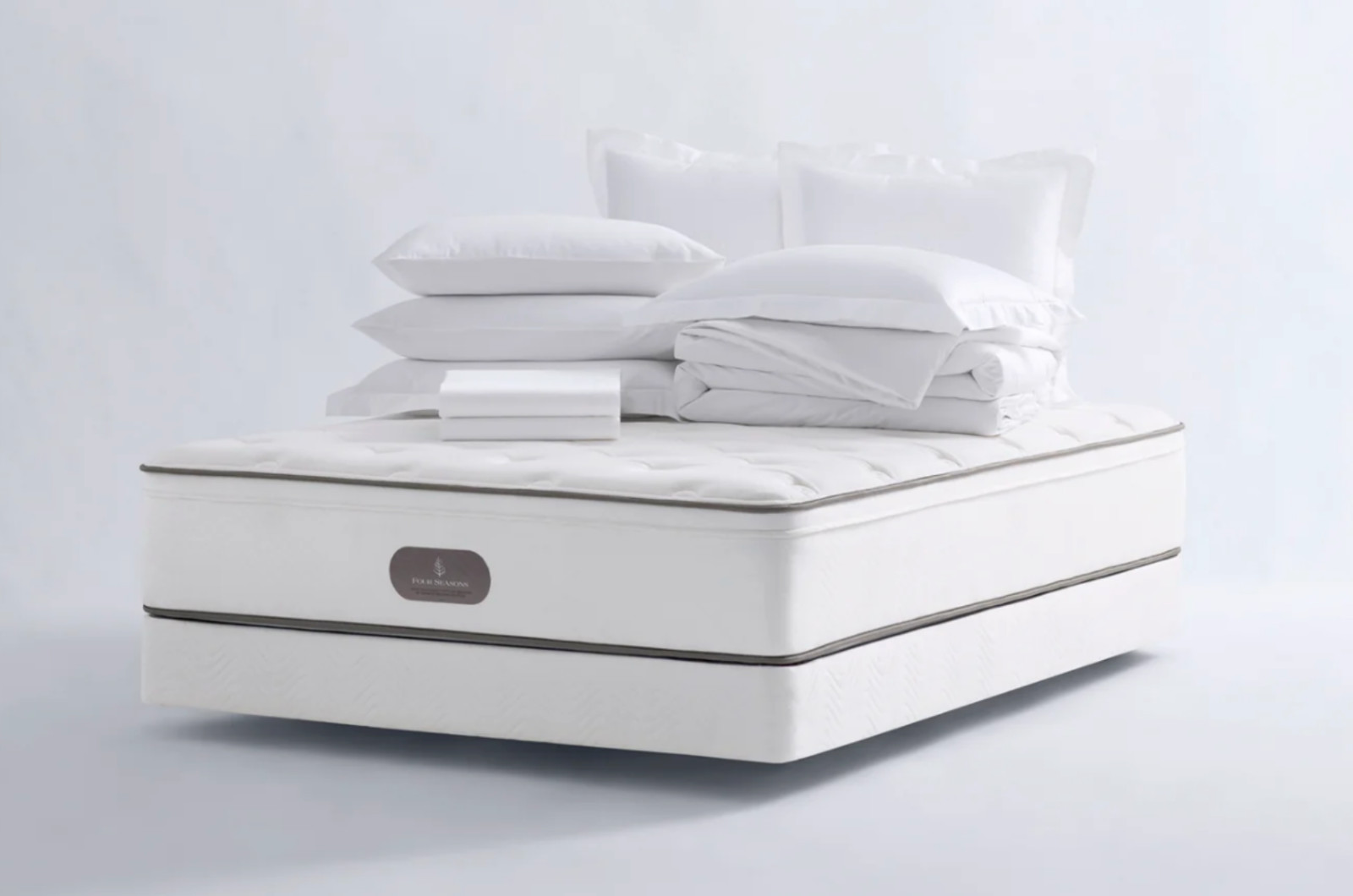 Four Seasons Signature Sleep Bed Set Queen