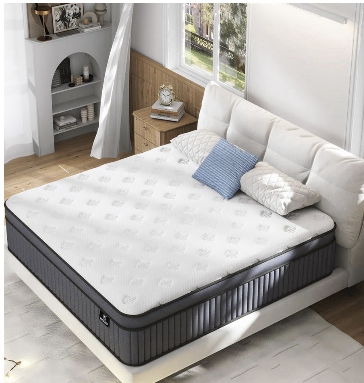 King Size Hybrid Memory Foam Innerspring Mattress with Plush Top 12 Inch White