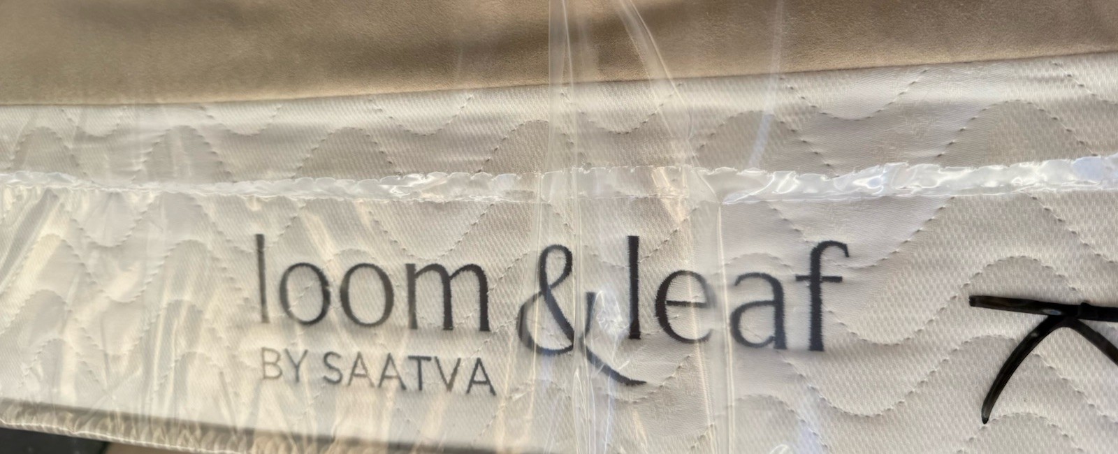 LOOM & LEAF SAATVA KING MEMORY FOAM MATTRESS RELAX FIRM NEW CLEARANCE FAST SHIP