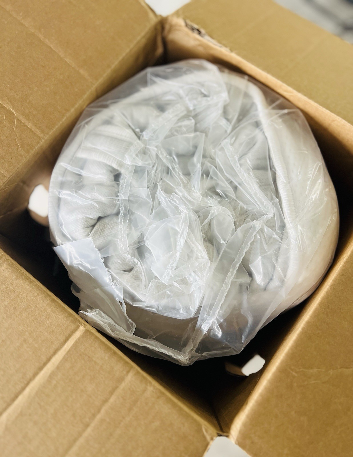 Leesa (XL-Twin mattress)