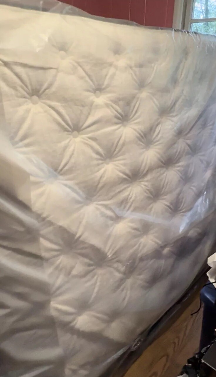 Queen Sealy Eurotop Posterpedic High Point Firm 14 Inch Mattress Only
