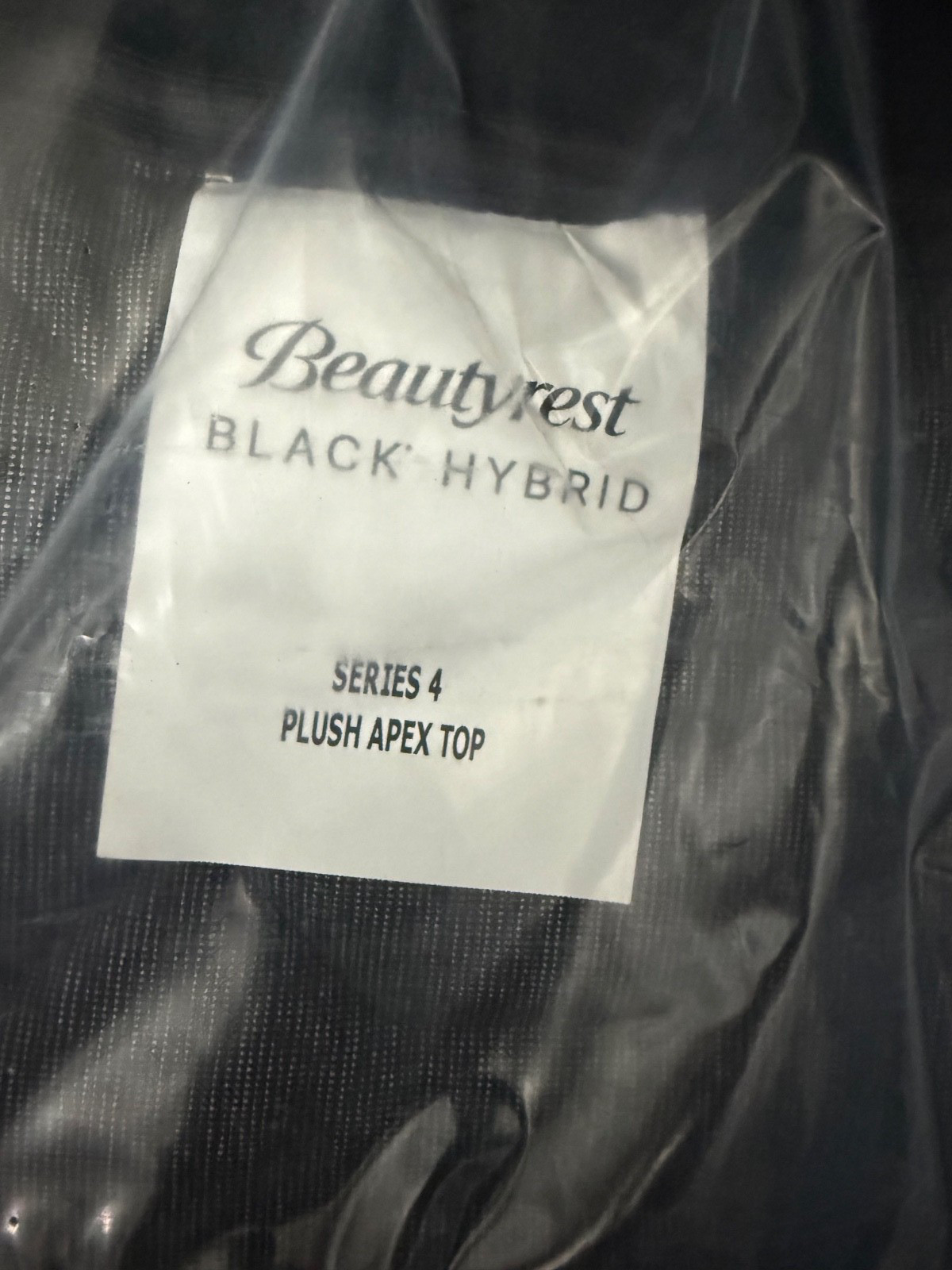 SIMMONS BEAUTYREST BLACK HYBRID QUEEN SERIES 4 APEX TOP PLUSH 16″ MATTRESS NEW