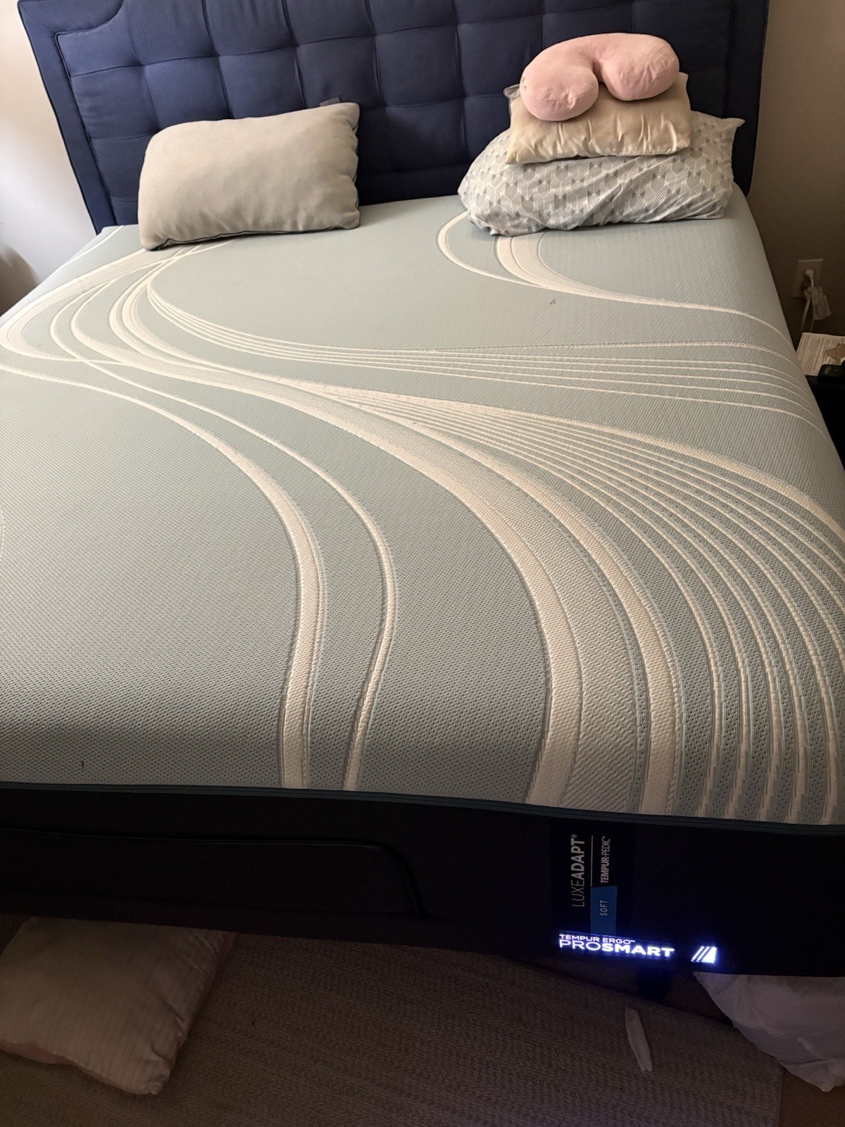 Tempur-Pedic LuxeAdapt Soft Mattress TEMPUR-Adapt Series Contemporary Gray