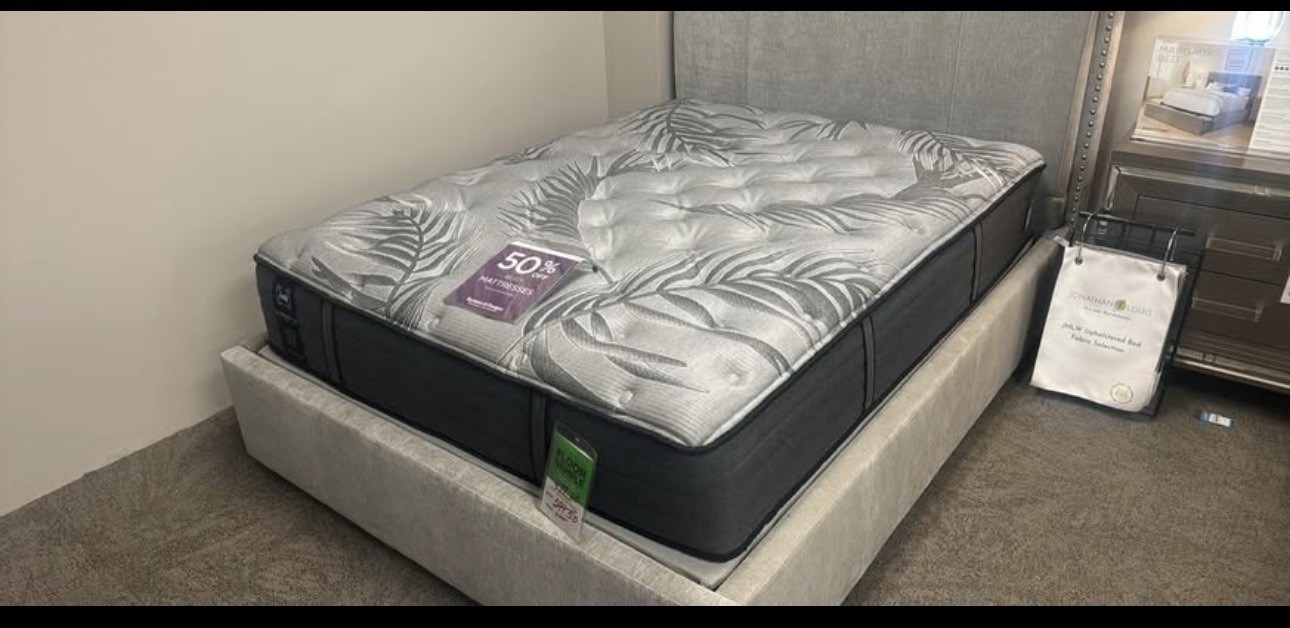 Sealy Posturepedic Plus Determination II Soft Queen Size Mattress
