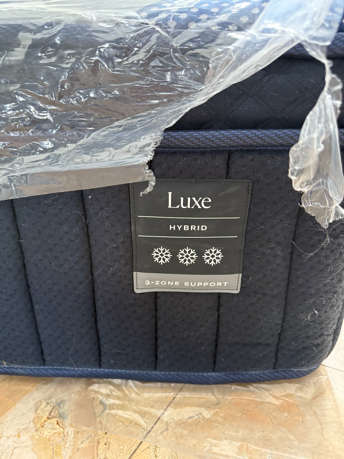 DreamCloud Luxe Hybrid Mattress (New)