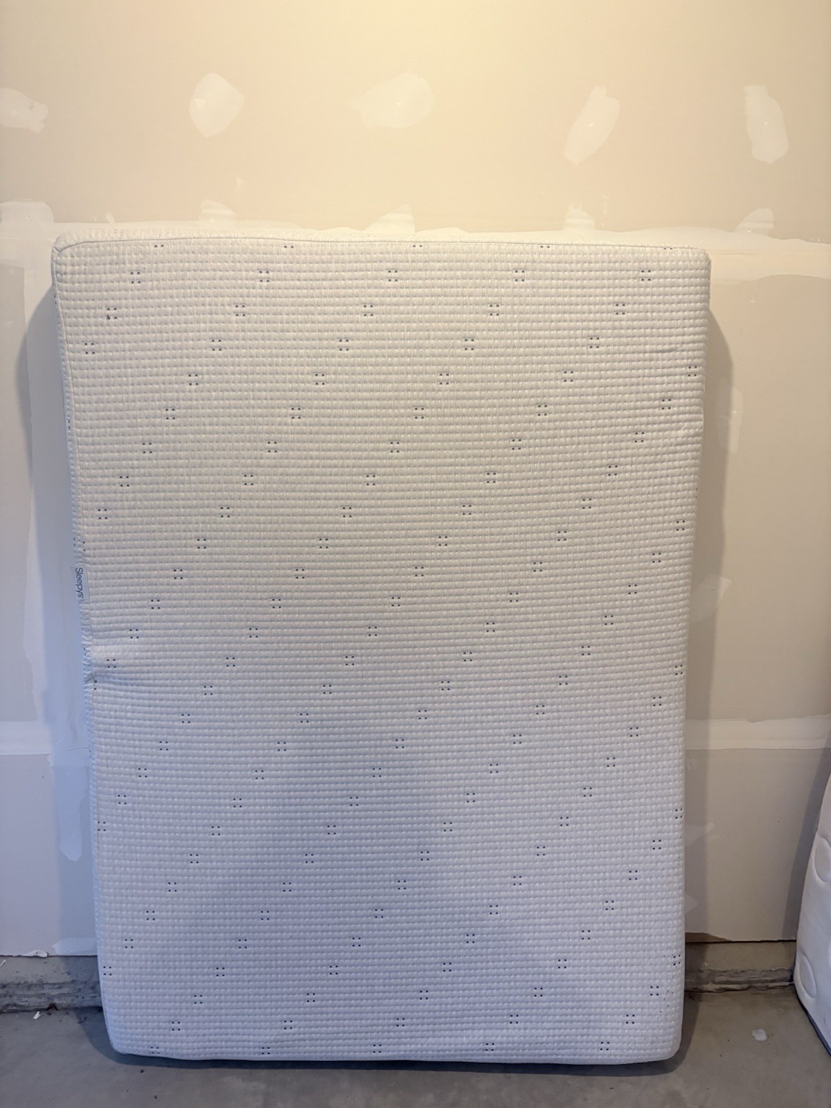 Full size memory foam mattress