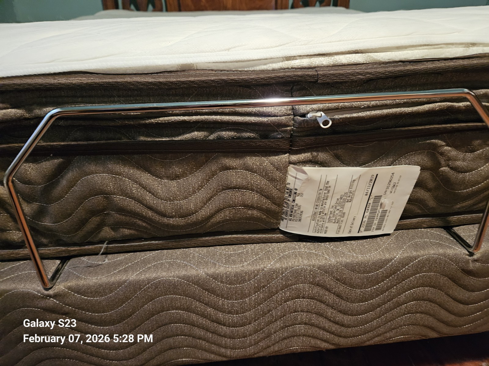 Serta Perfect Sleeper Queen Firm Box Spring Mattress Breathable Quilted Top