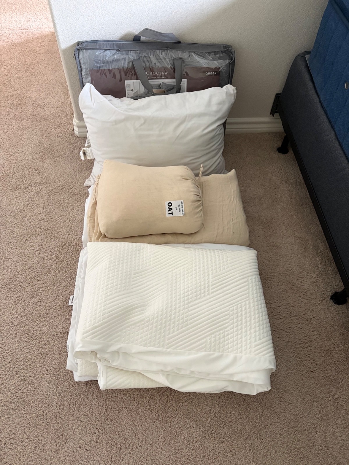Stearns & Foster Lux Estate Firm Euro Pillowtop Queen Mattress Bundle