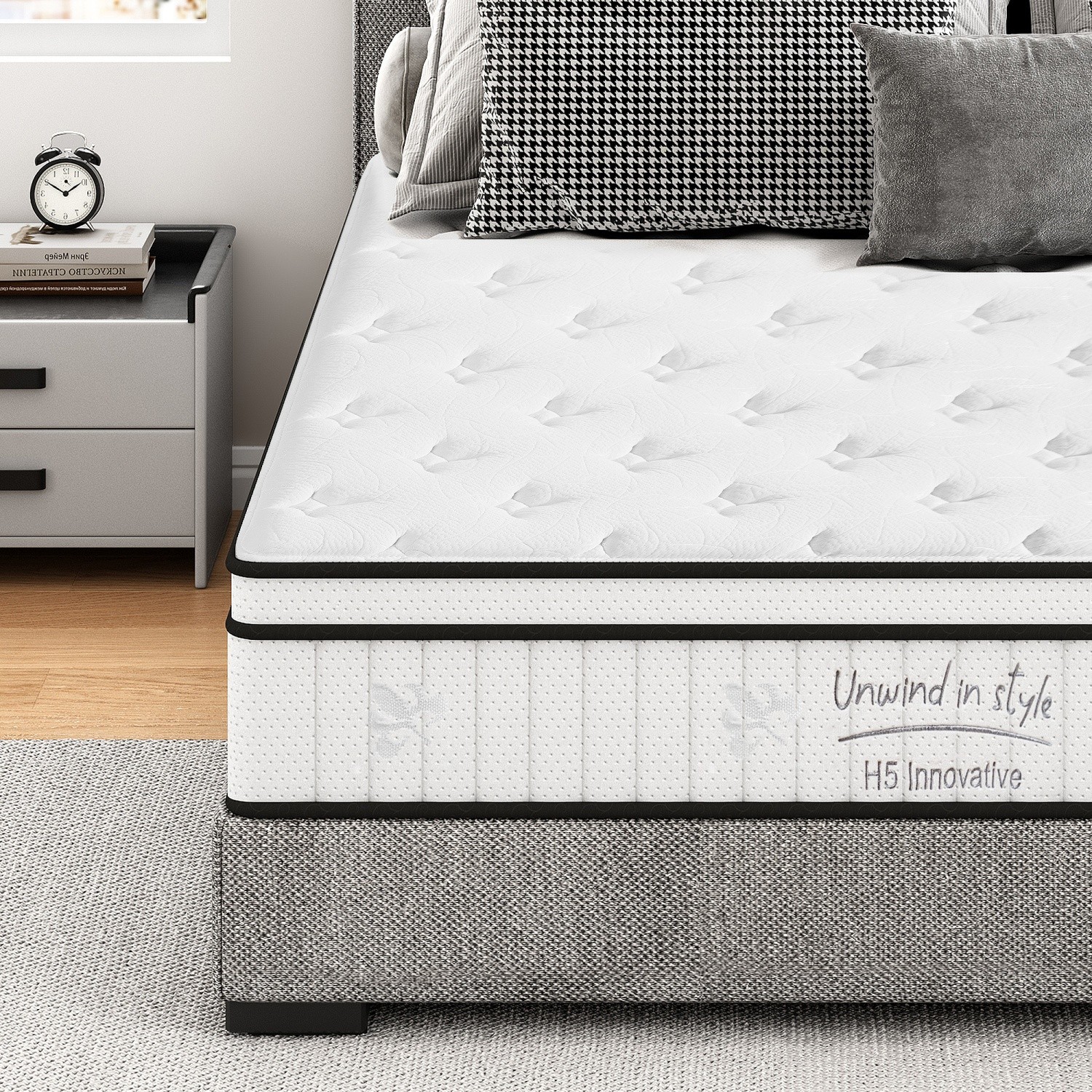 Queen Size 12″ Hybrid Mattress Medium Firm with Memory Foam & Pocket Springs
