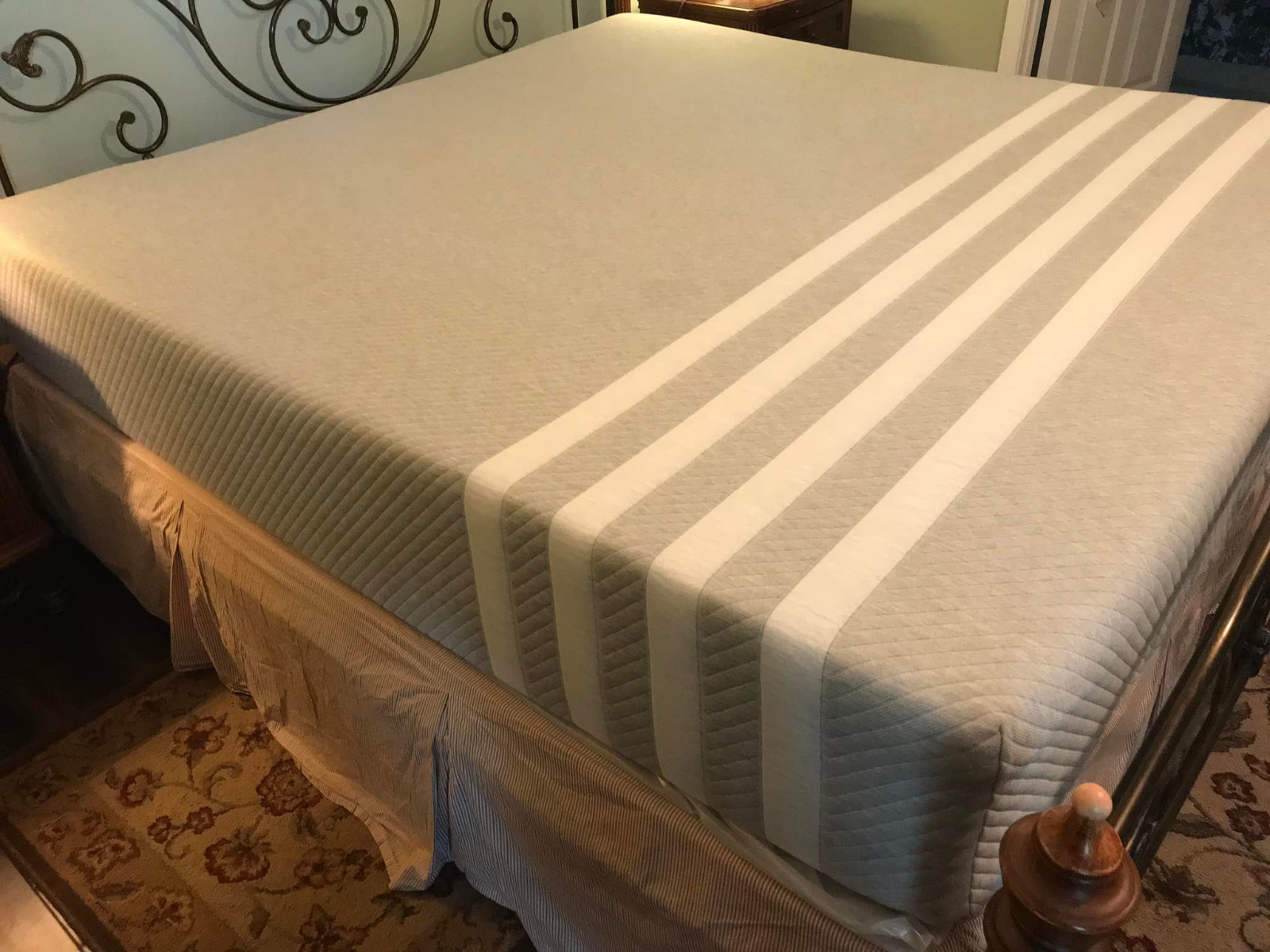 Leesa Original Mattress – Sanitized & Recompacted – Multi Sizes – Free Delivery