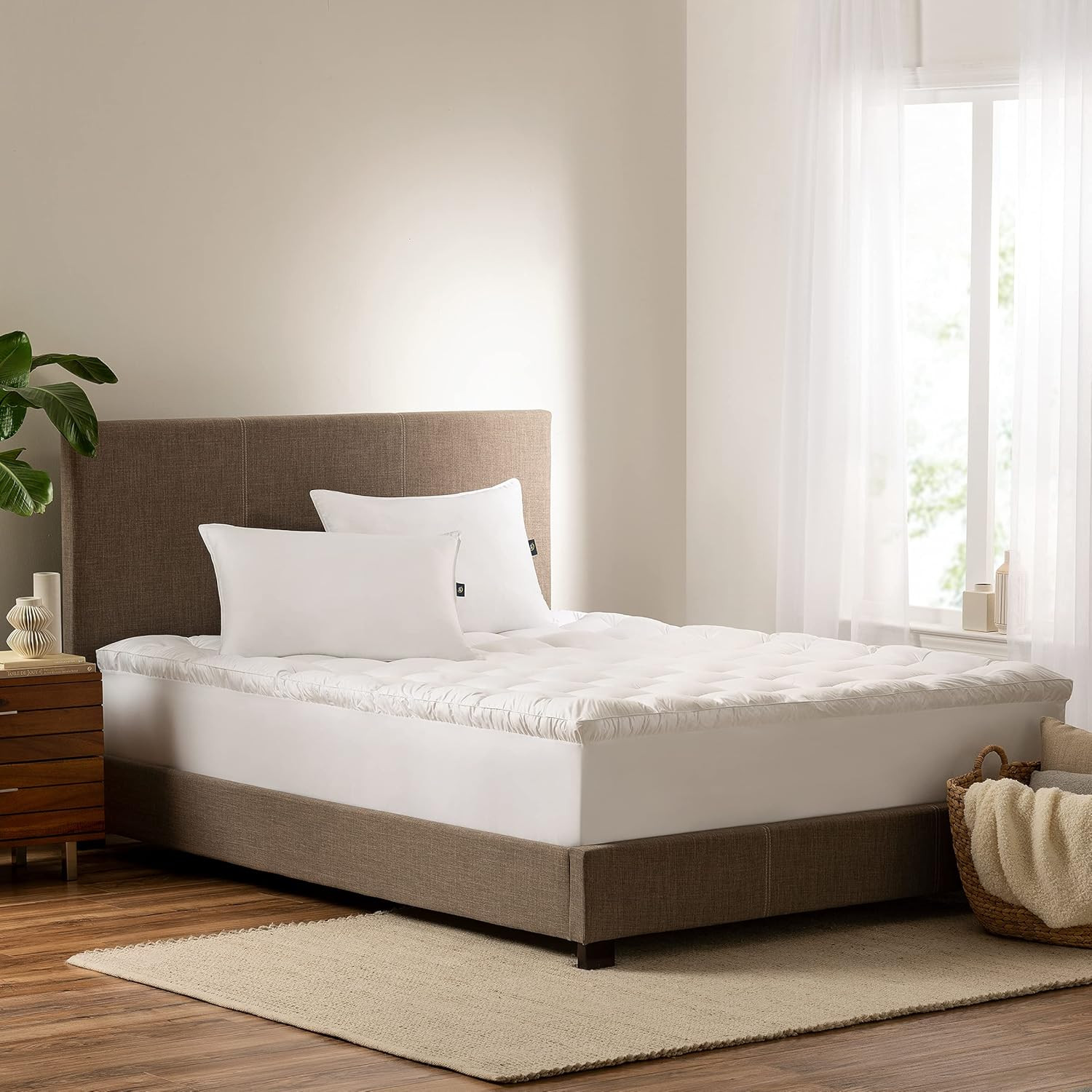 down Illusion Soft Hypoallergenic 2 Inch Pillowtop Simple Fit Mattress Topper, Q