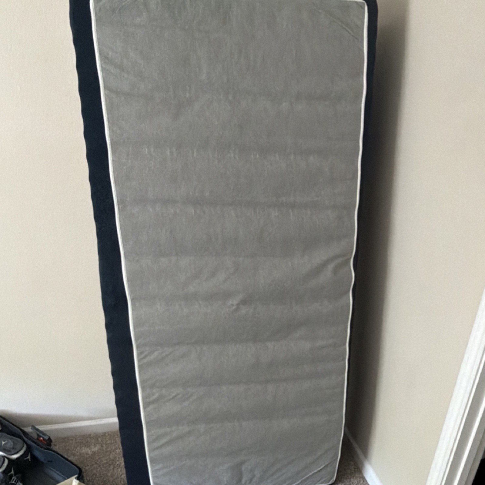 Sleepys Hybrid Twin Mattress Medium Firm Breathable Fabric Contemporary