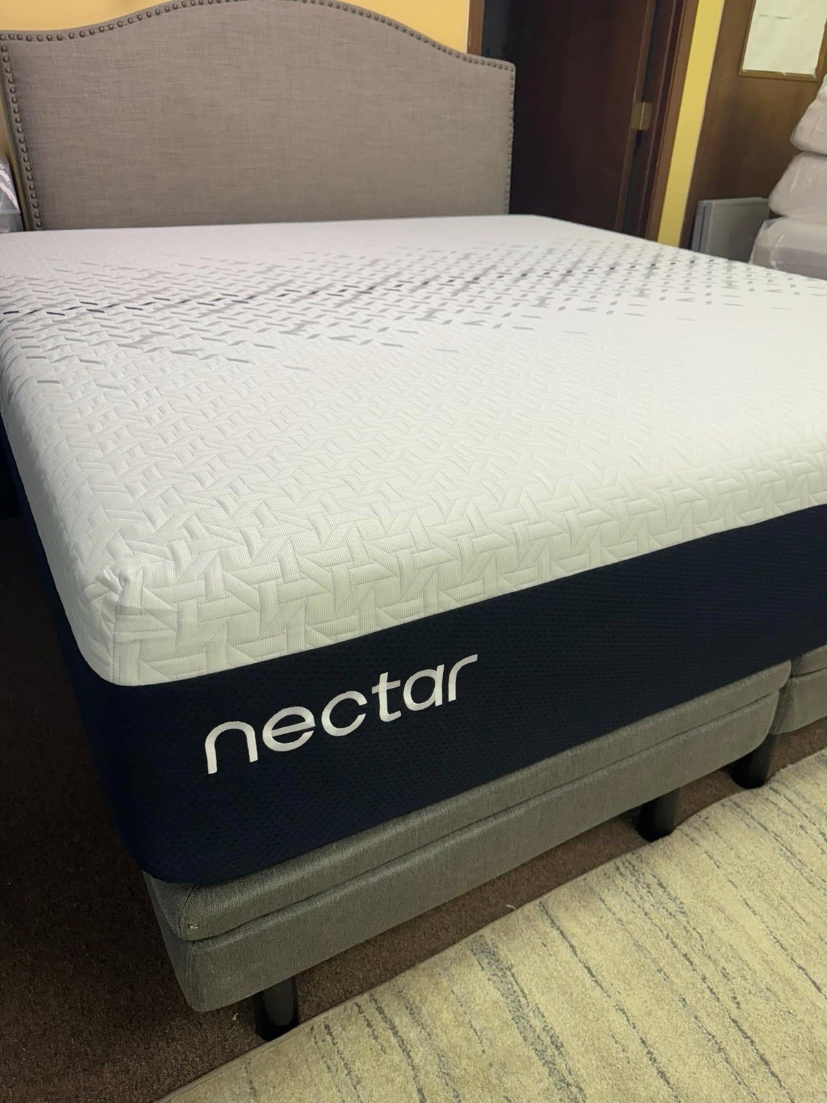 Nectar Luxe Memory Foam, Full, Perfect Condition