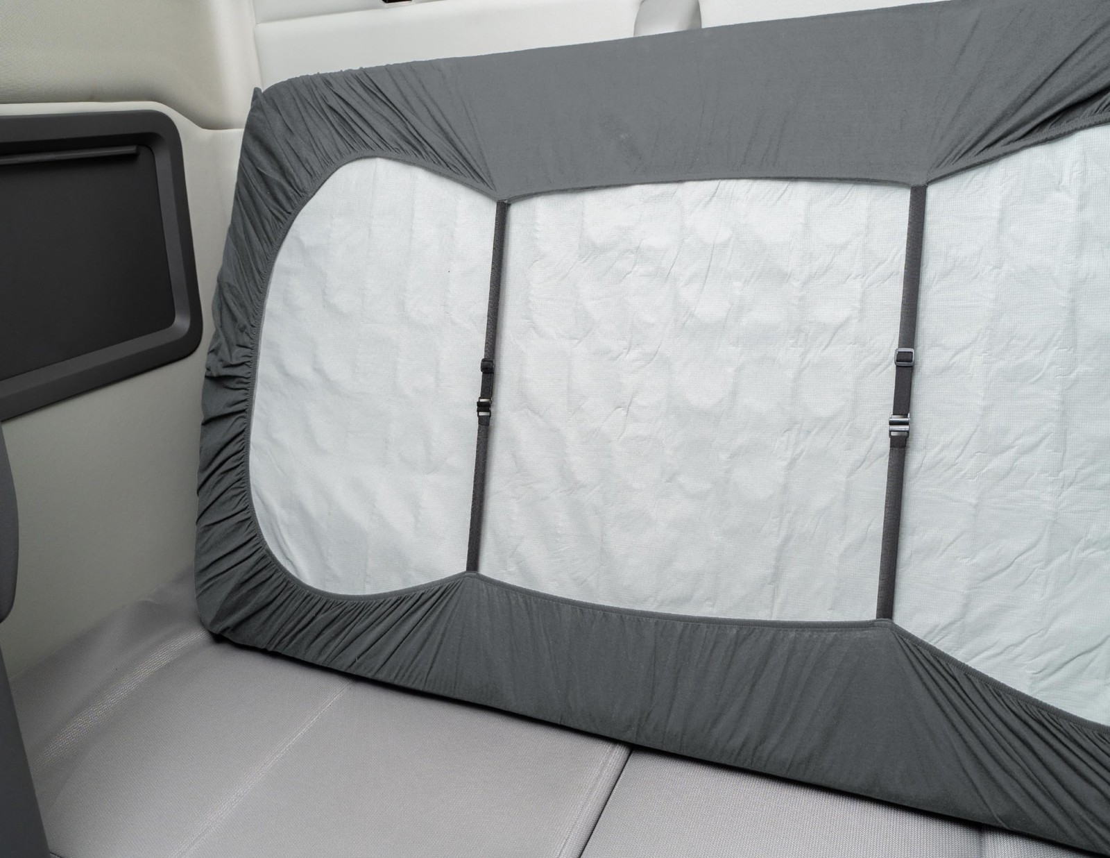 Twin/Twin XL Waterproof Mattress Protector with Twin straps, Gray