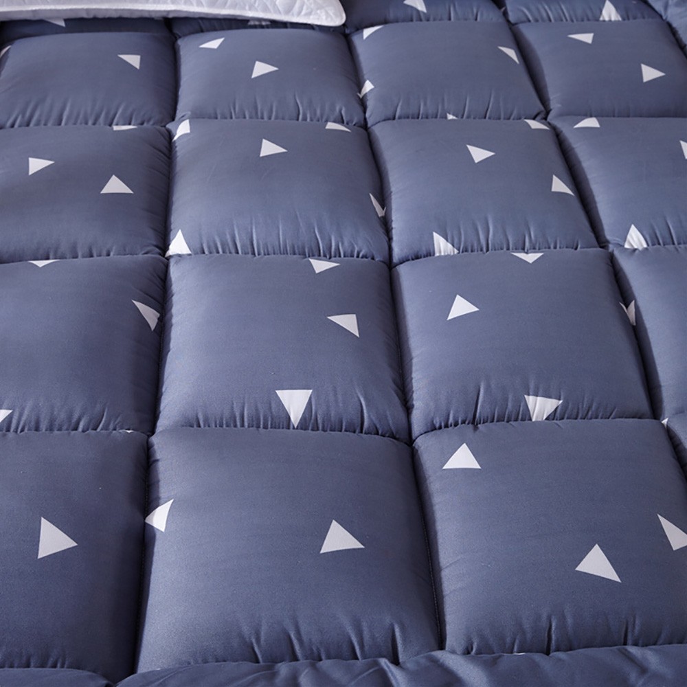 Quilted Mattress Pad Soft Cooling Mattress Topper Sleeping Pad Full/Queen/King
