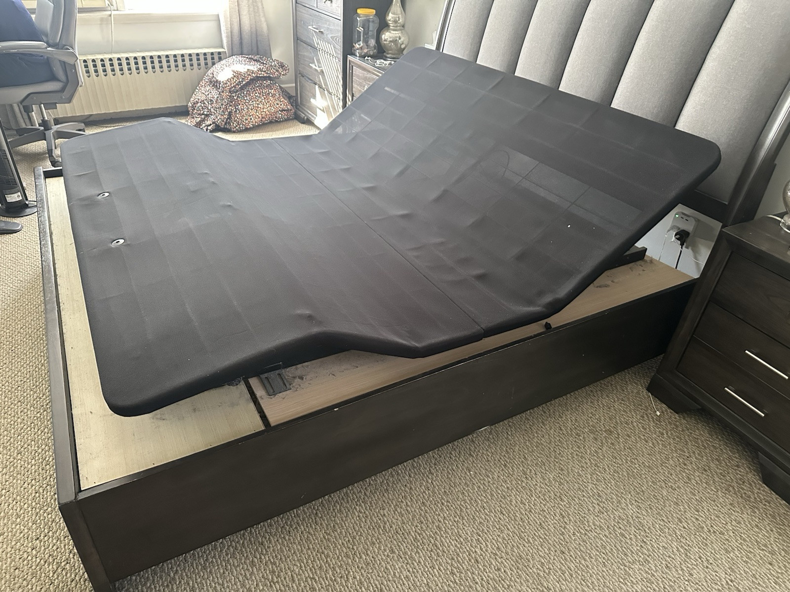 Basic 200 King Adjustable Base With Remote