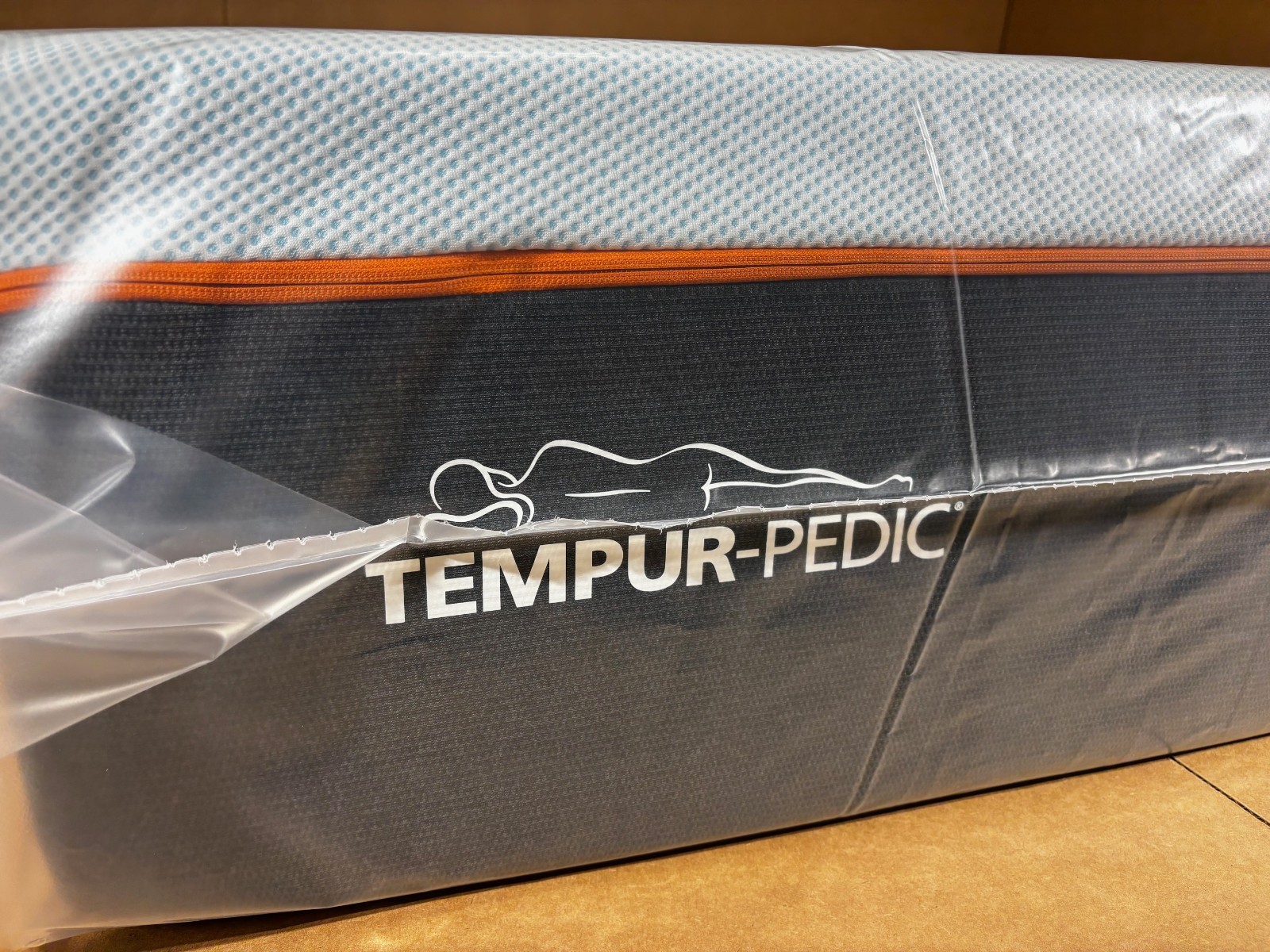 Tempurpedic Luxe Breeze Firm Twin XL Mattress LuxeBreeze MSRP $5199