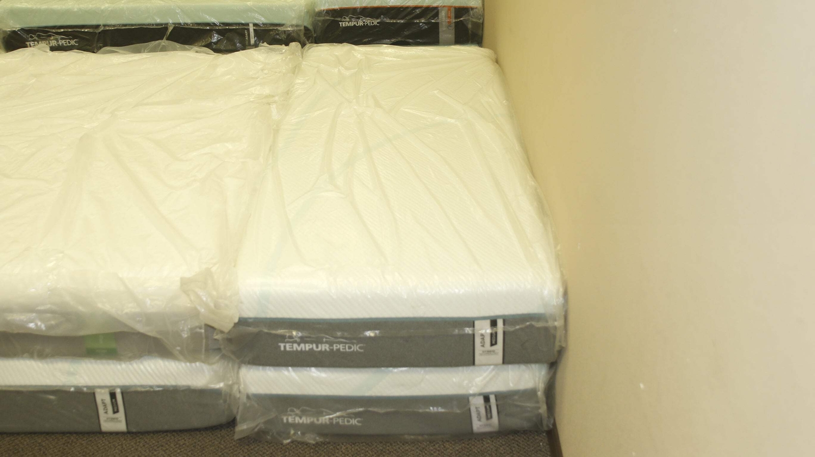 Tempur Pedic Adapt Medium Hybrid Technology Split Cal King (x2 Twin) Mattress
