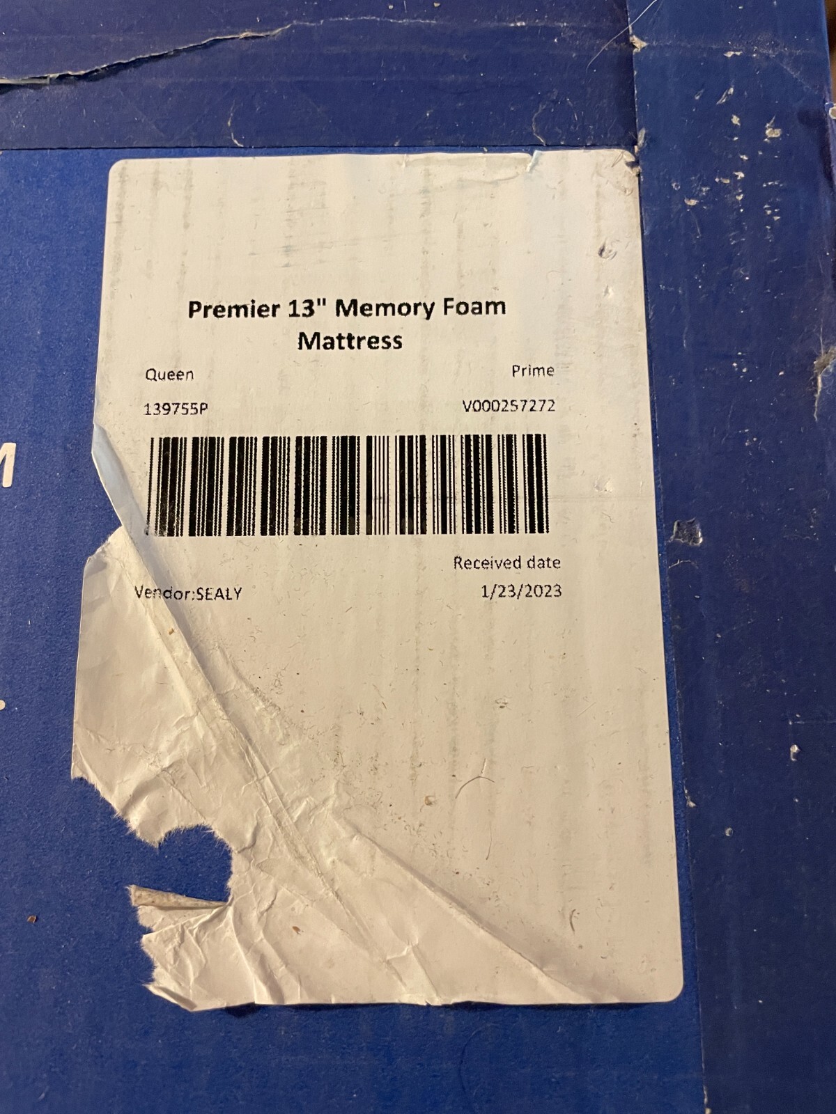 Nectar Mattress, Queen Size, 13 inch Memory Foam in a box