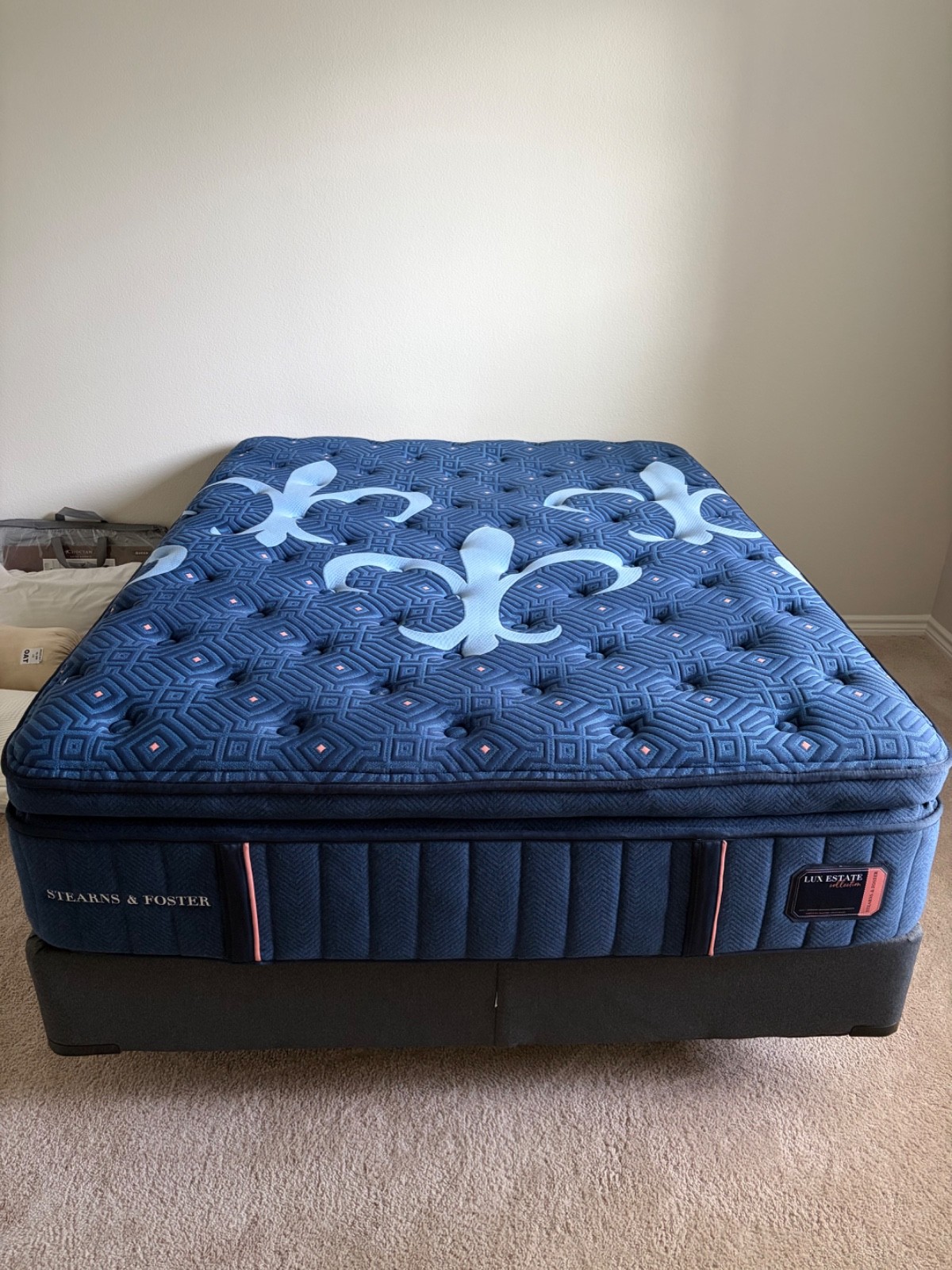 Stearns & Foster Lux Estate Firm Euro Pillowtop Queen Mattress Bundle
