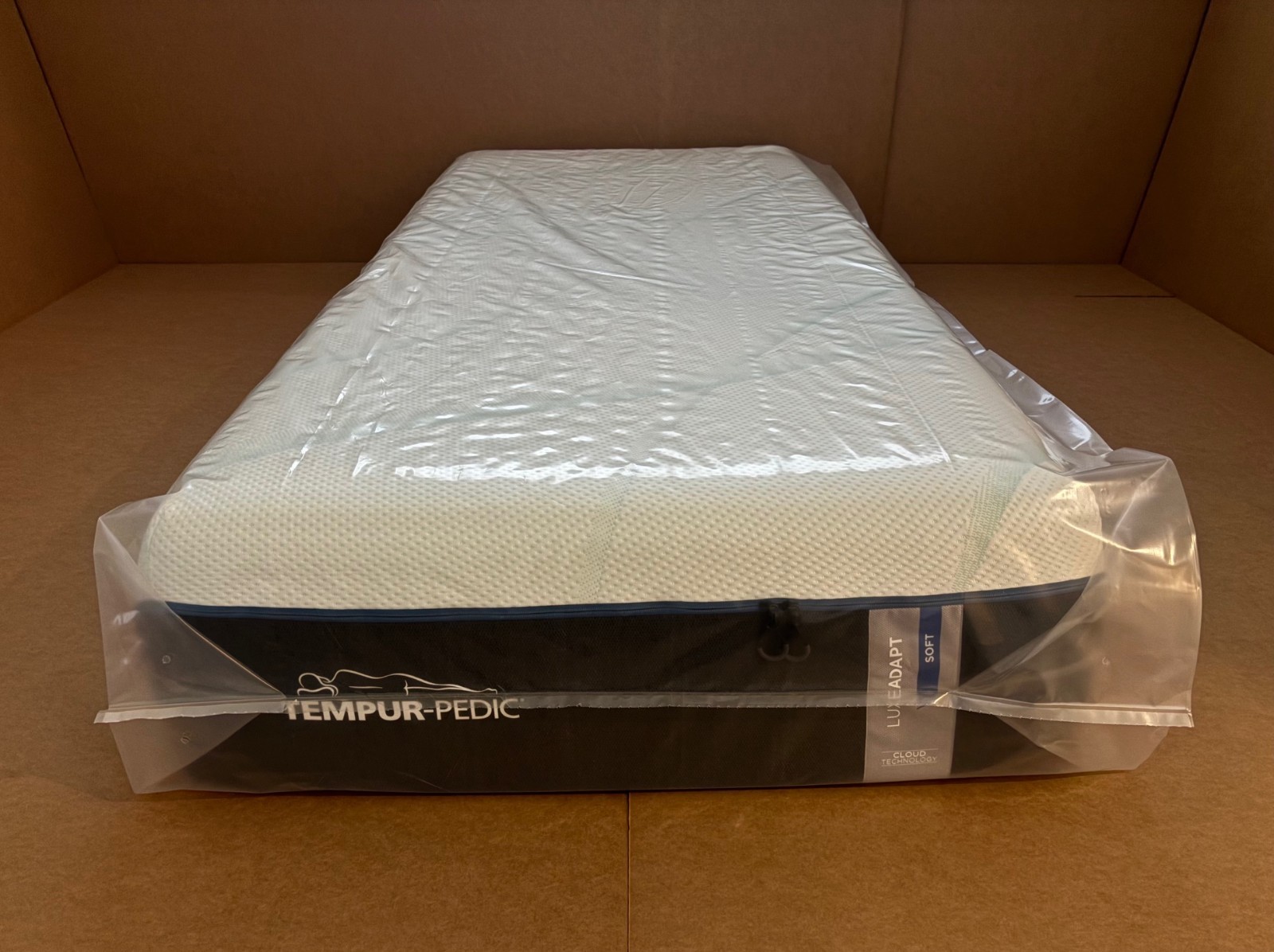 Tempurpedic LuxeAdapt Soft Twin XL Mattress Luxe Adapt MSRP $4199