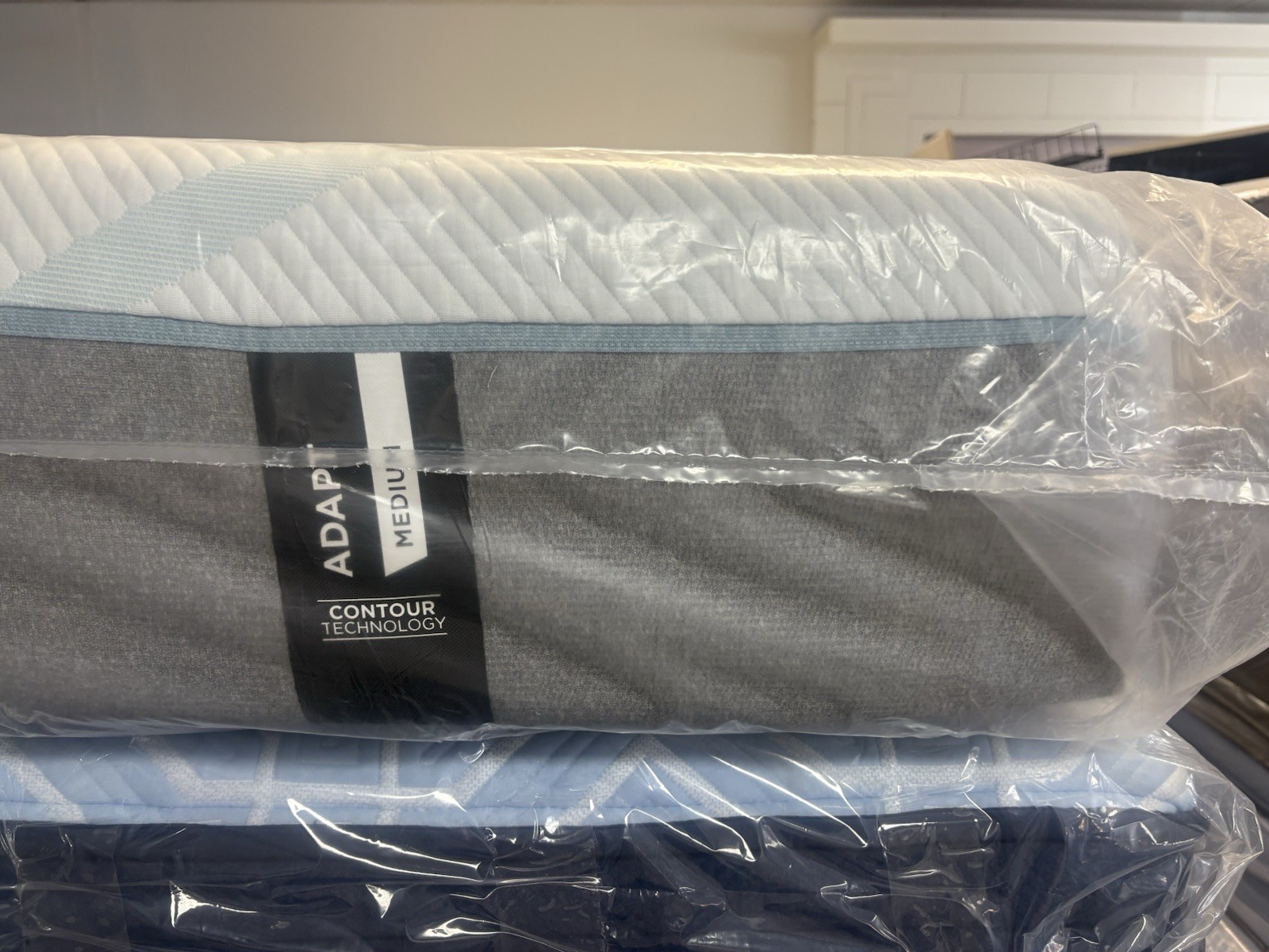 Tempurpedic Adapt Medium King Mattress BRAND NEW FREE SHIPPING!